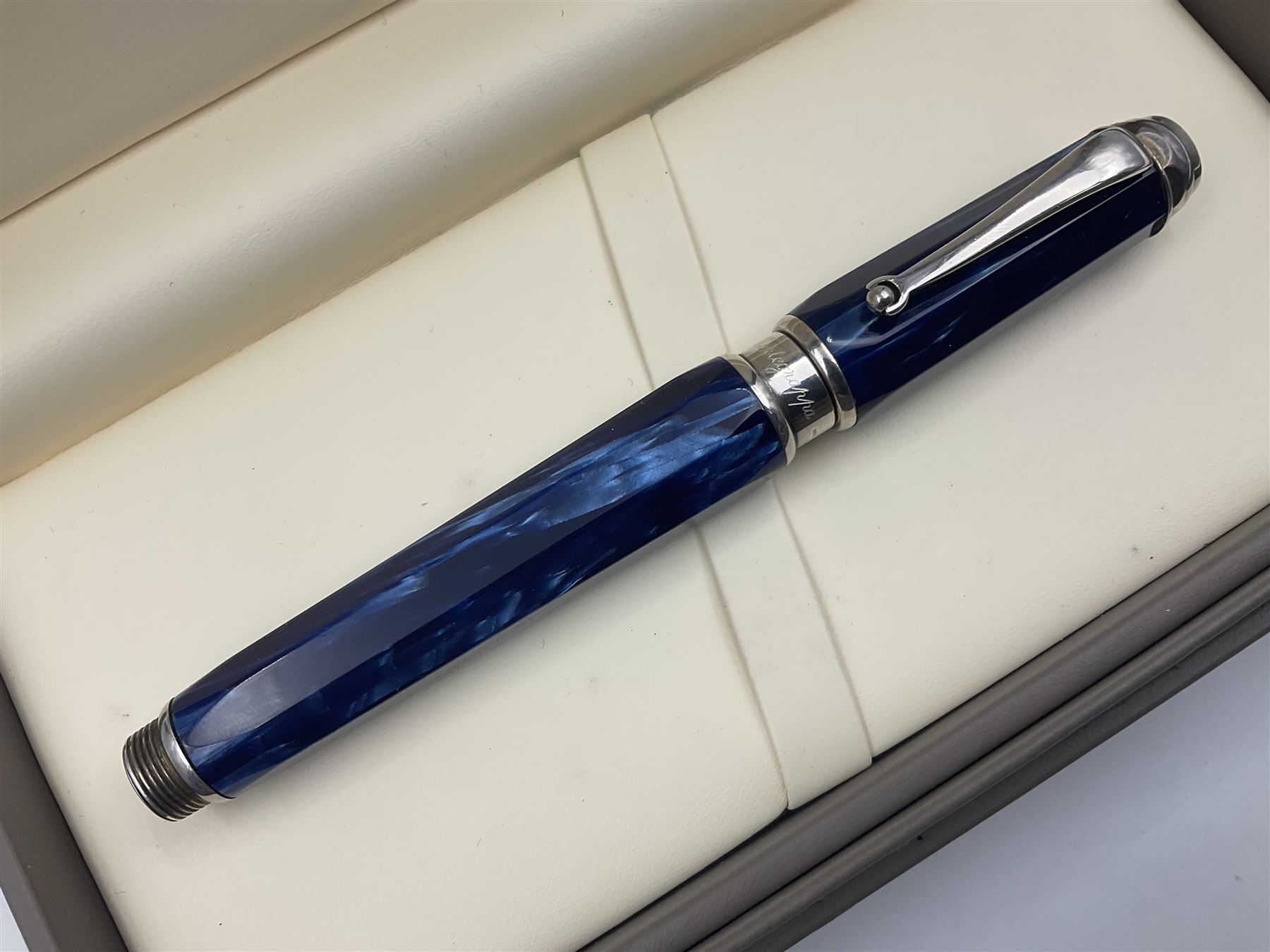 Montegrappa Emblema fountain pen - Image 9 of 12