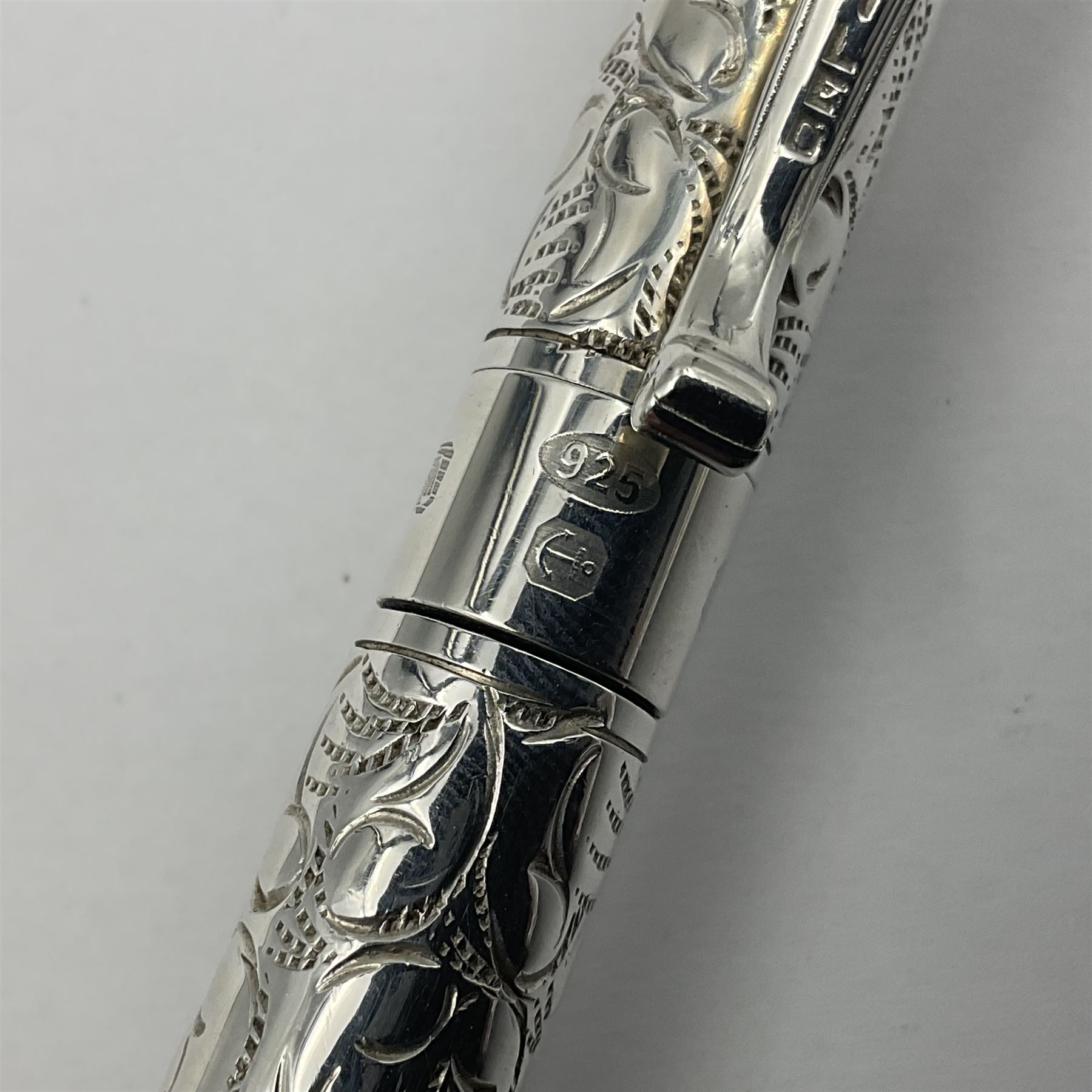 Silver Yard-o-Led Viceroy fountain pen - Image 8 of 13