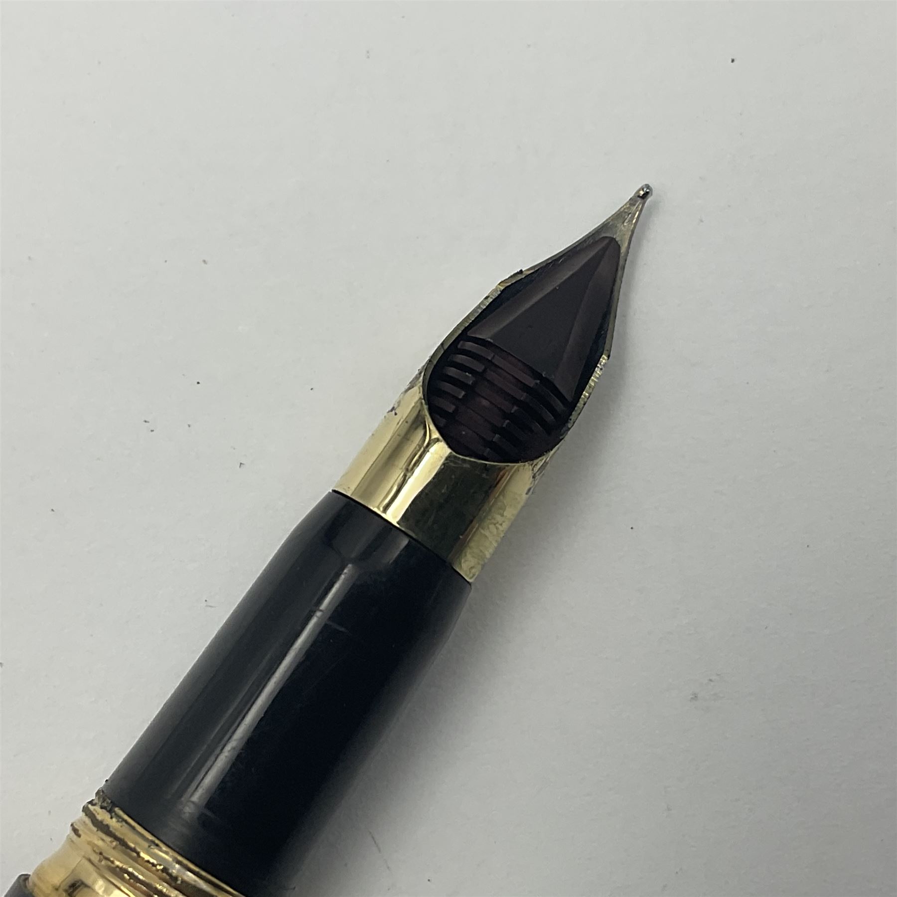 Sheaffer Crest fountain pen - Image 7 of 14