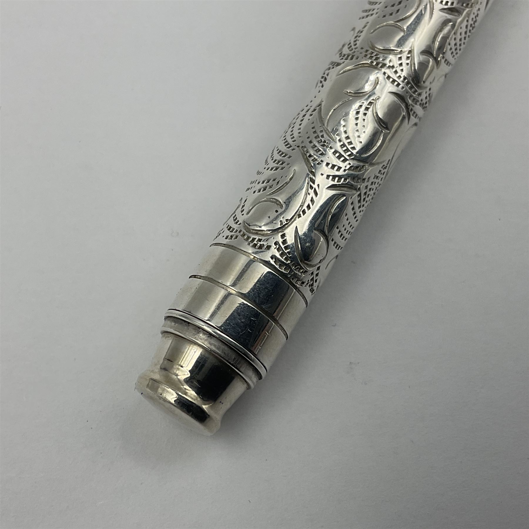 Silver Yard-o-Led Viceroy ballpoint pen - Image 9 of 16