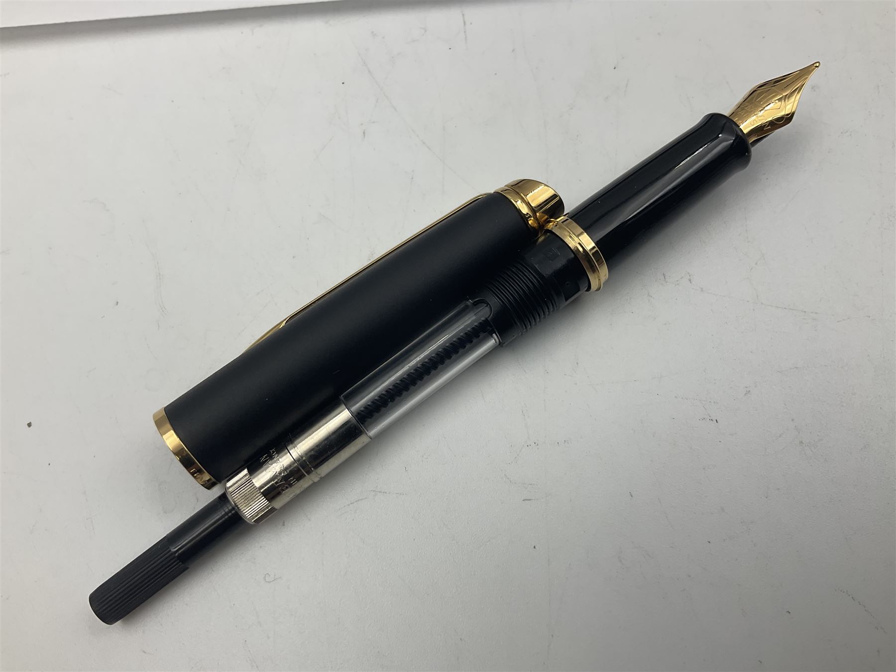 Waterman Hemisphere fountain pen and matching ballpoint pen - Image 7 of 16