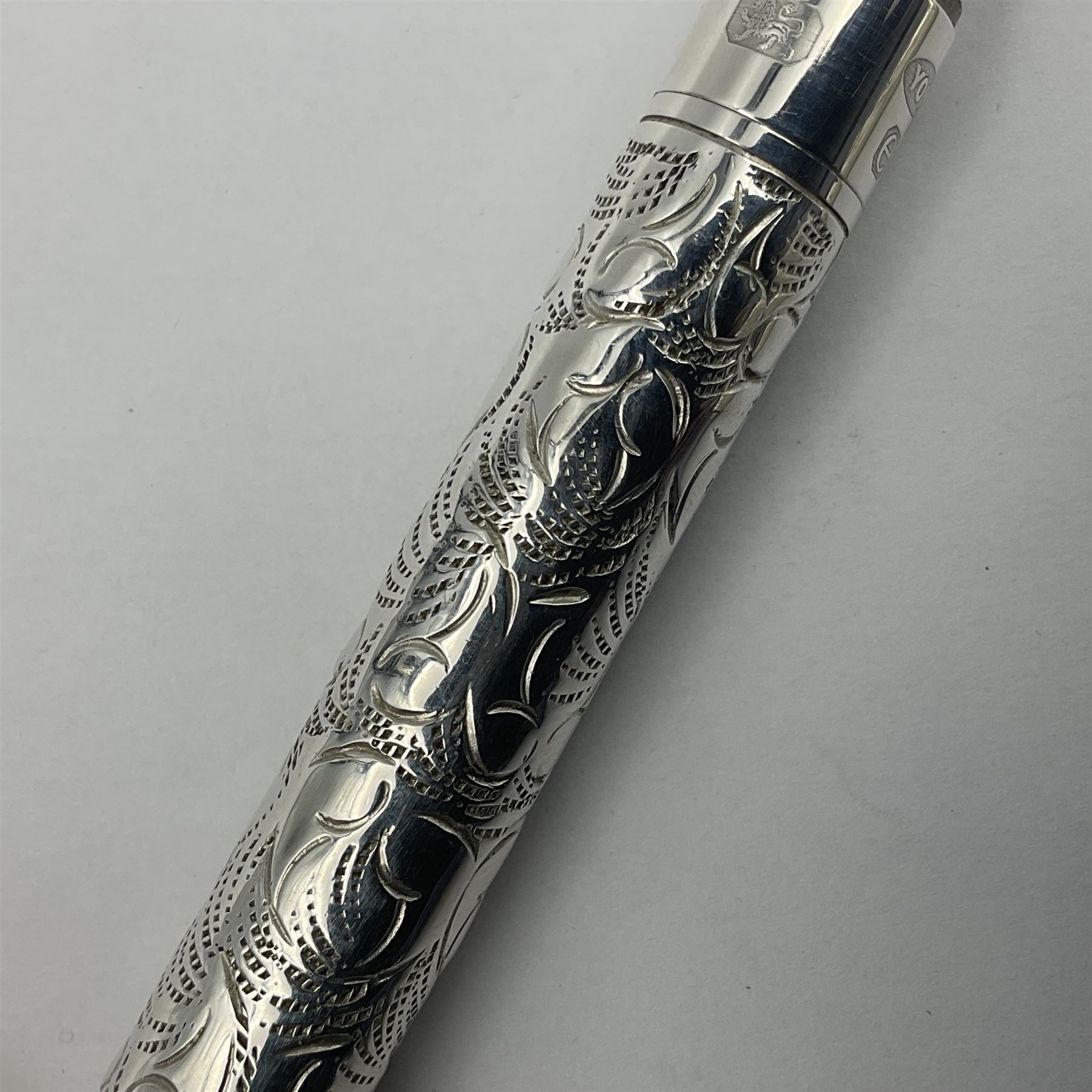 Silver Yard-o-Led Viceroy ballpoint pen - Image 8 of 16