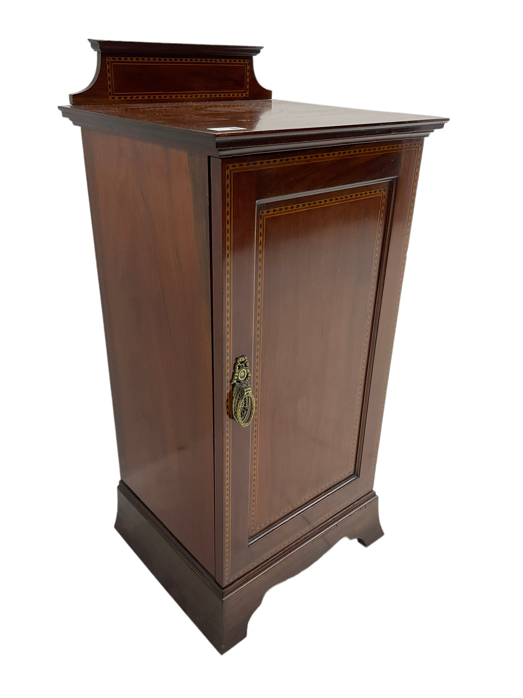 Edwardian inlaid mahogany bedside cabinet - Image 6 of 7