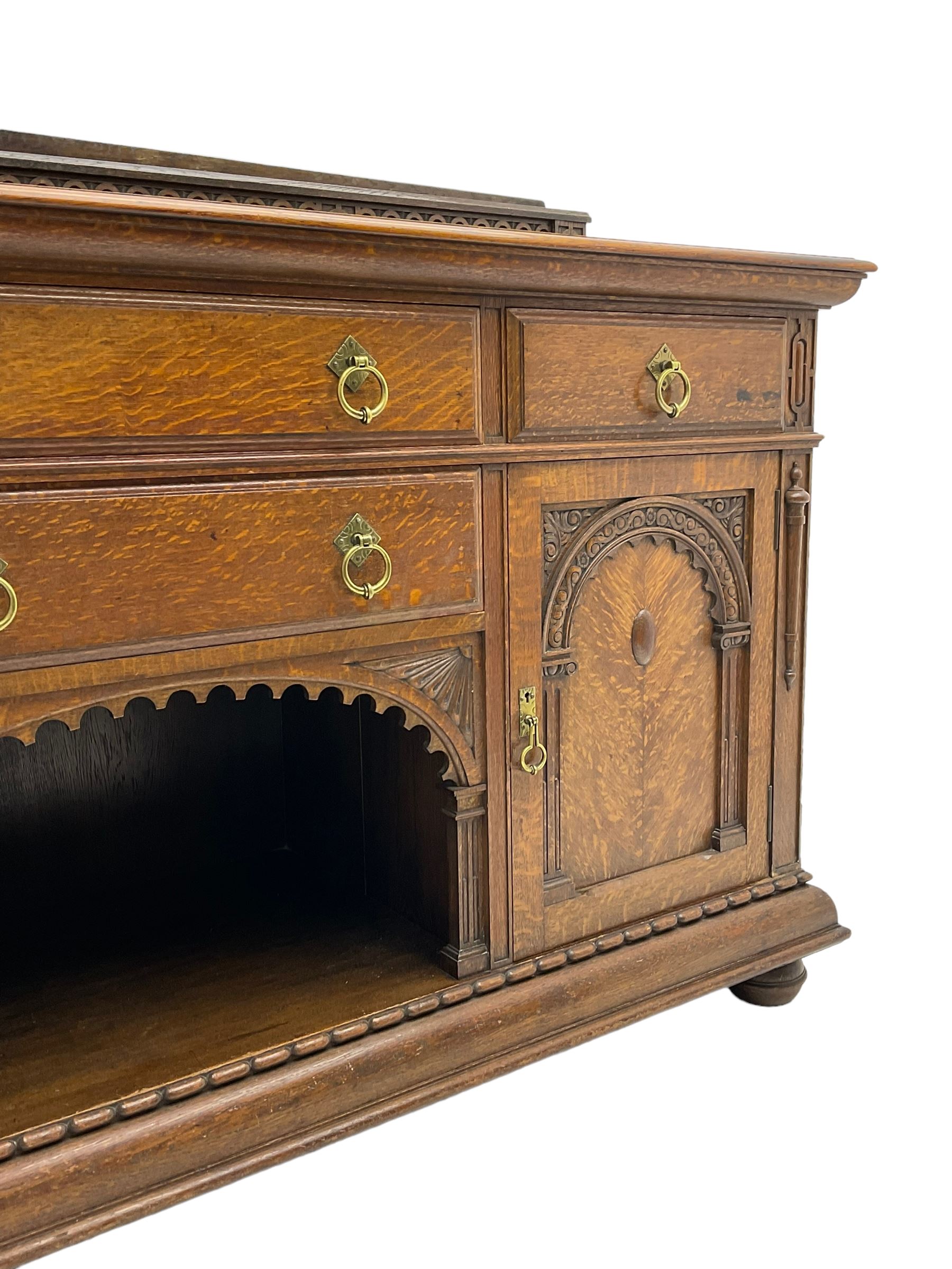 Edwardian oak sideboard - Image 5 of 6