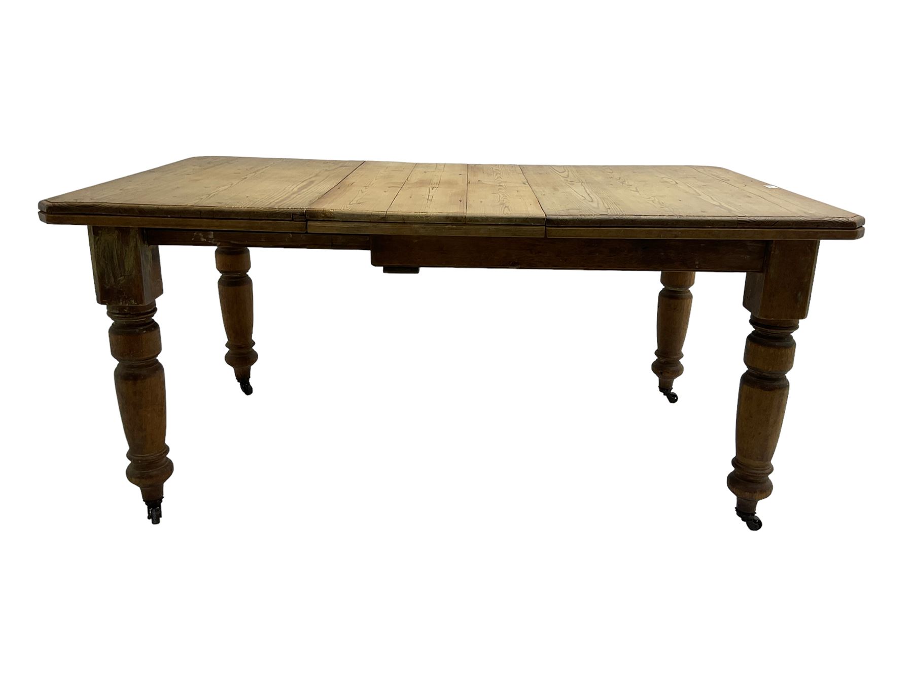 Late Victorian pine extending dining table