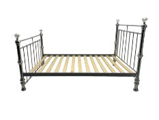 Victorian design silver finish 4' 6� double bedstead