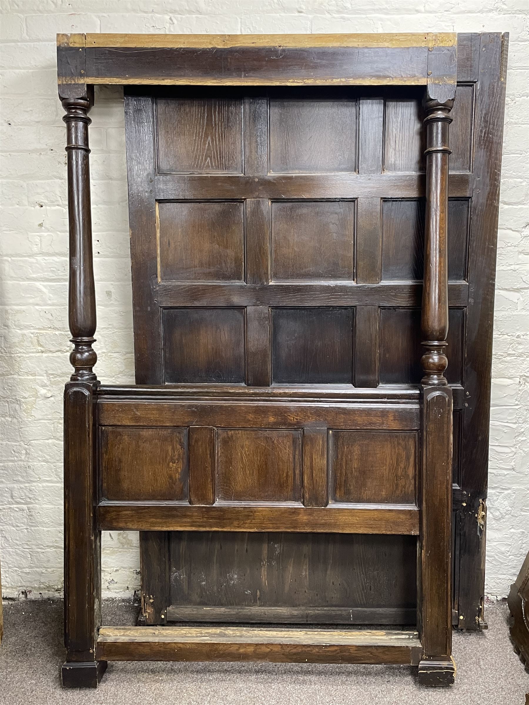 17th century style oak 4' four poster bed - Image 7 of 14