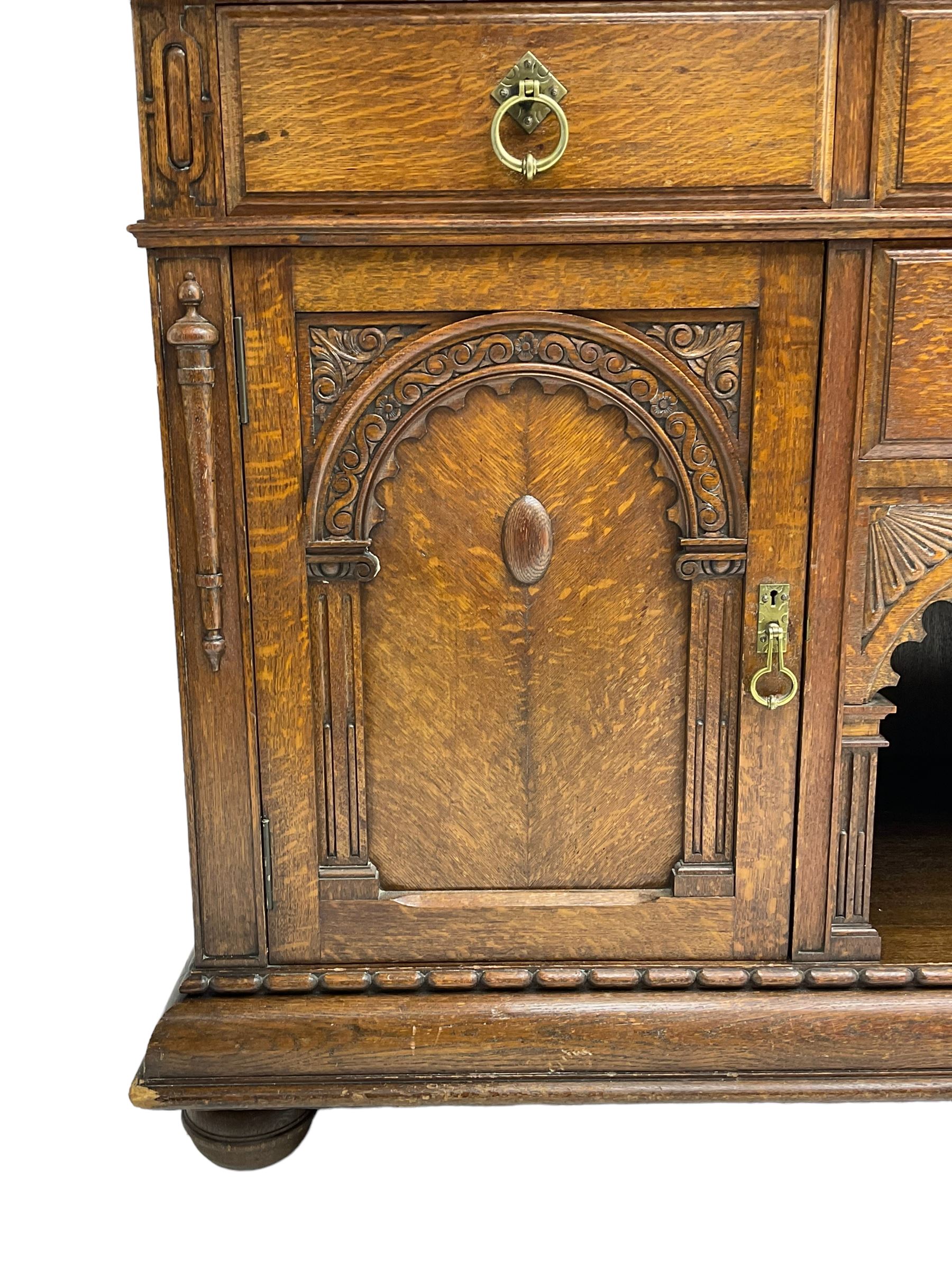 Edwardian oak sideboard - Image 4 of 6