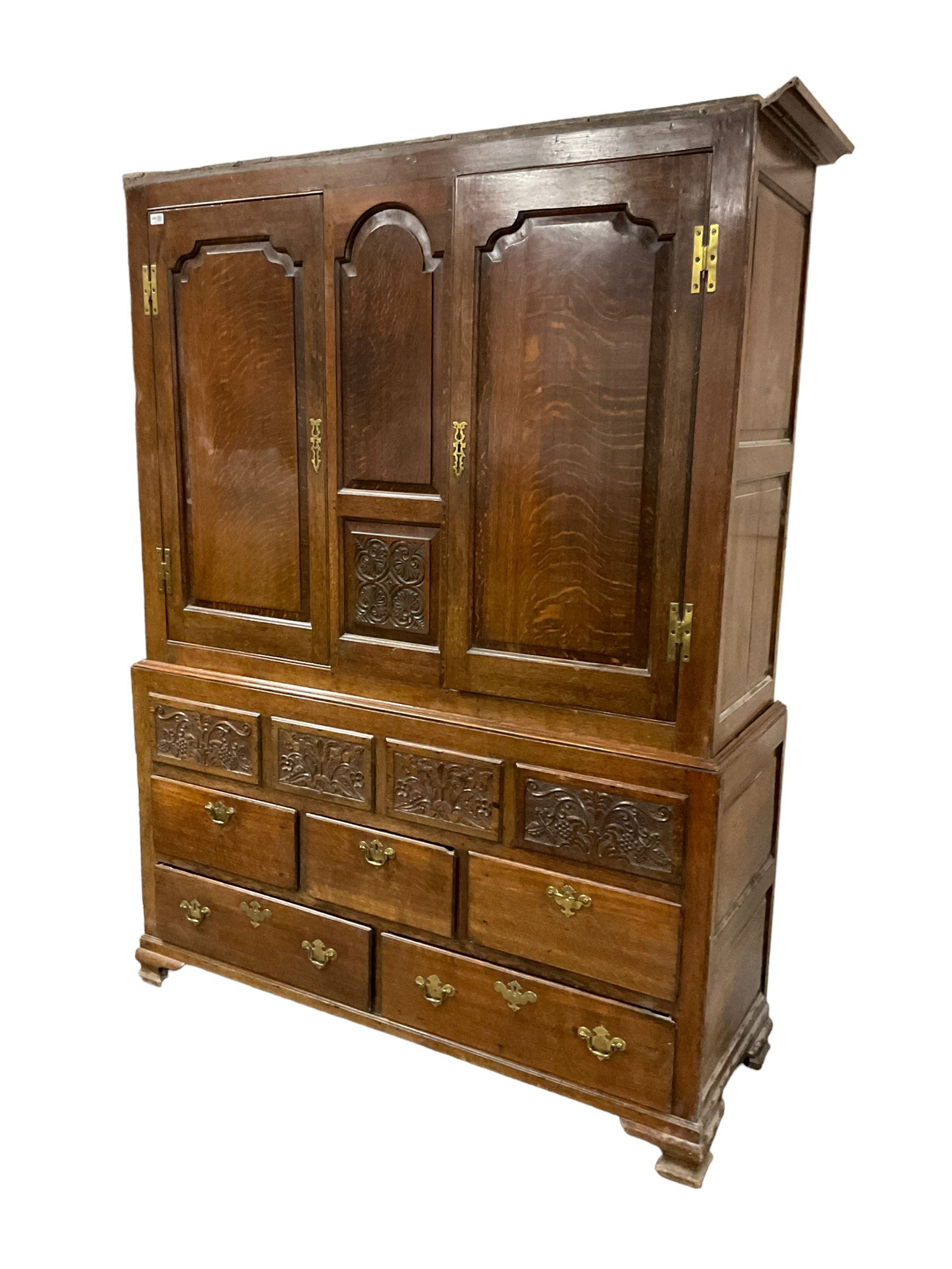 18th century oak housekeepers cupboard - Image 4 of 4