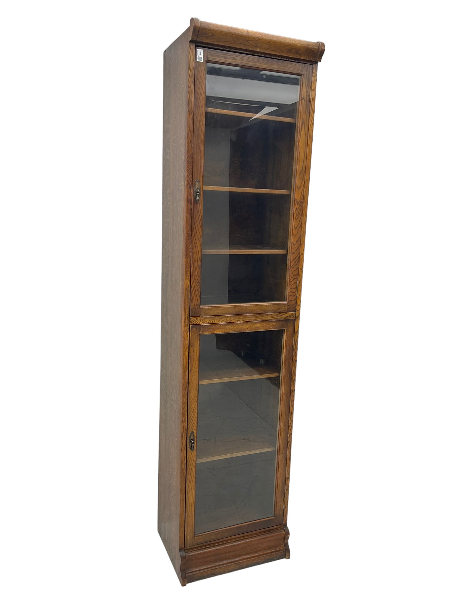 Early 20th century oak library bookcase - Image 4 of 8