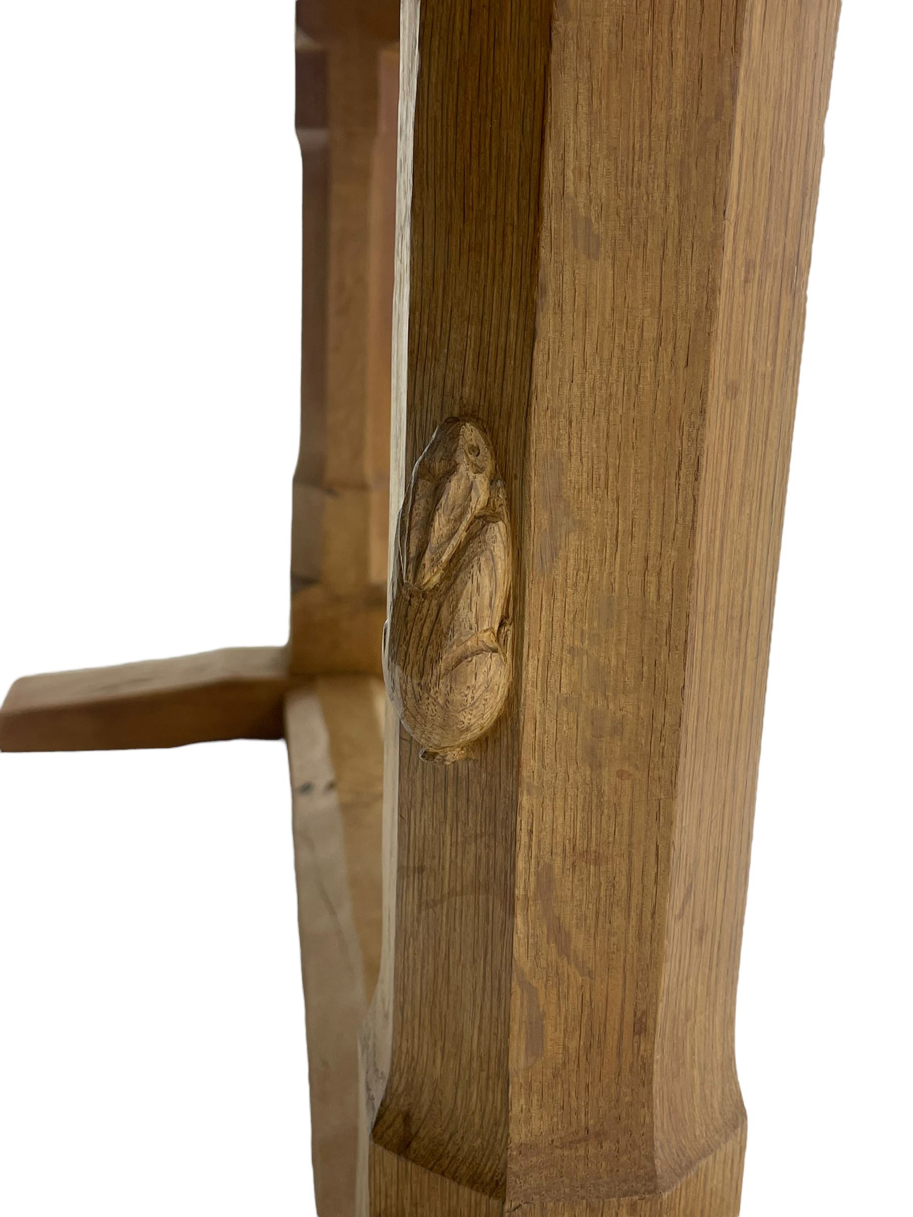 'Rabbitman' oak dining table - Image 7 of 8