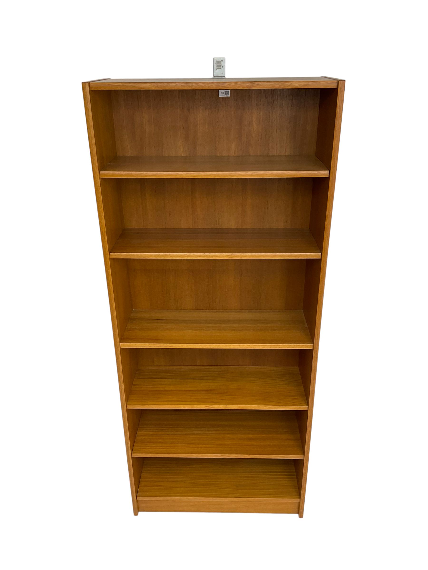 Open bookcase fitted with five shelves - Image 6 of 6