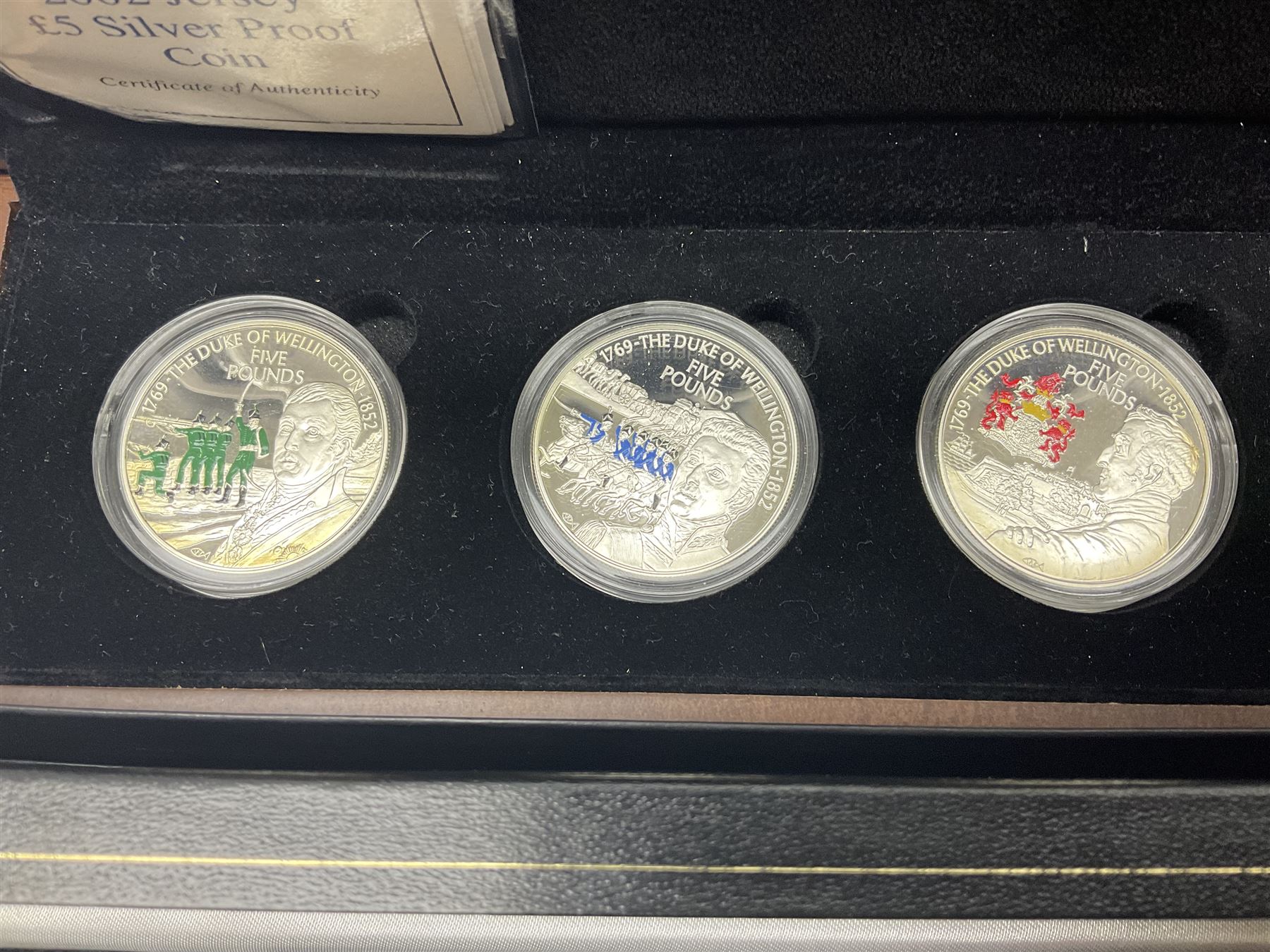 The Royal Mint United Kingdom 1977 silver proof two coin set - Image 7 of 10