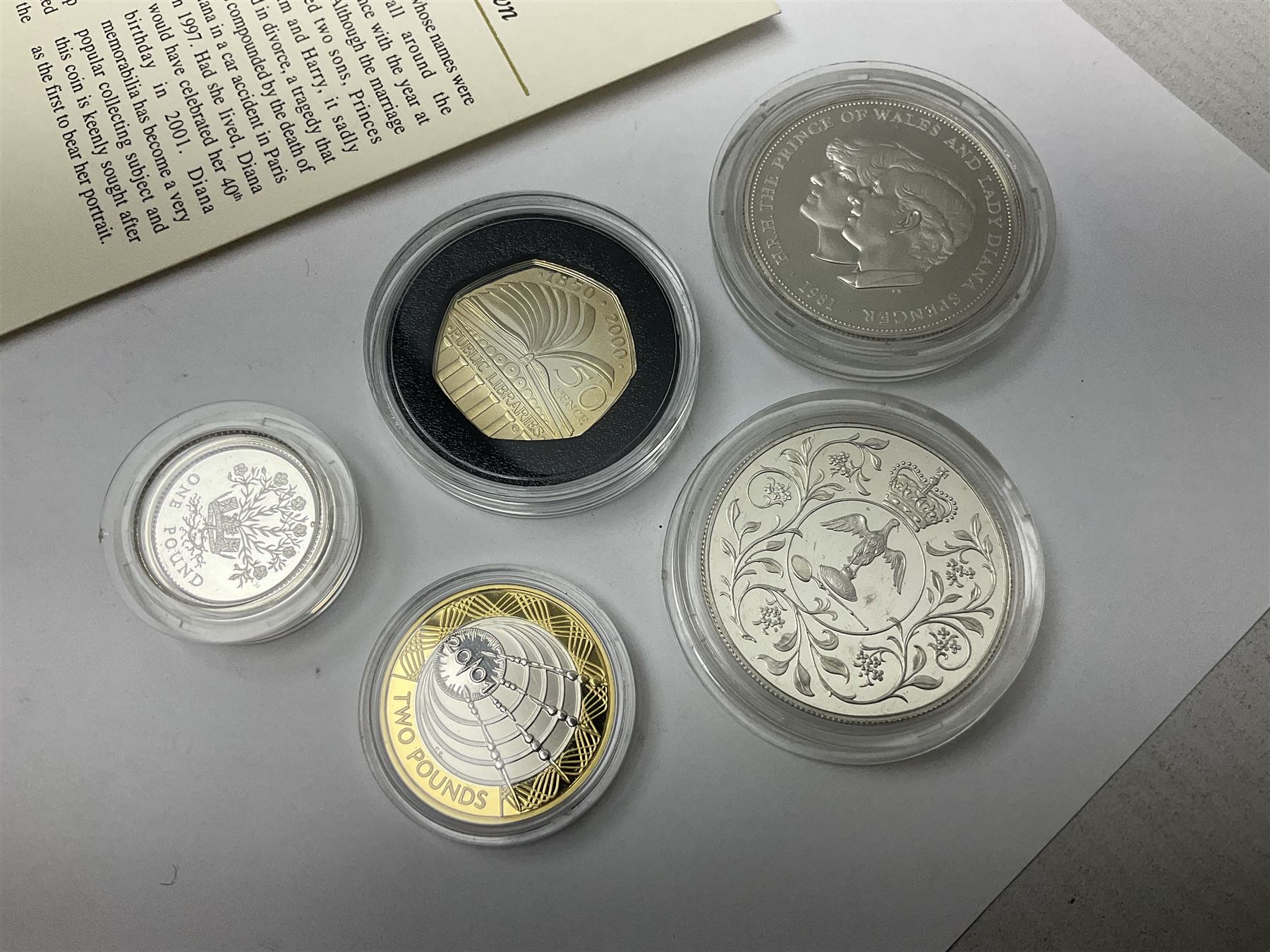 Five Queen Elizabeth II silver commemorative coins comprising 1977 Silver Jubilee crown - Image 3 of 6