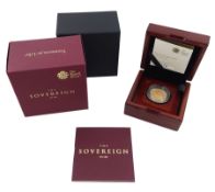 Queen Elizabeth II 2017 gold proof full sovereign coin