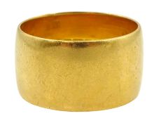 22ct gold wide wedding band