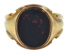 Victorian 15ct gold single stone bloodstone signet ring