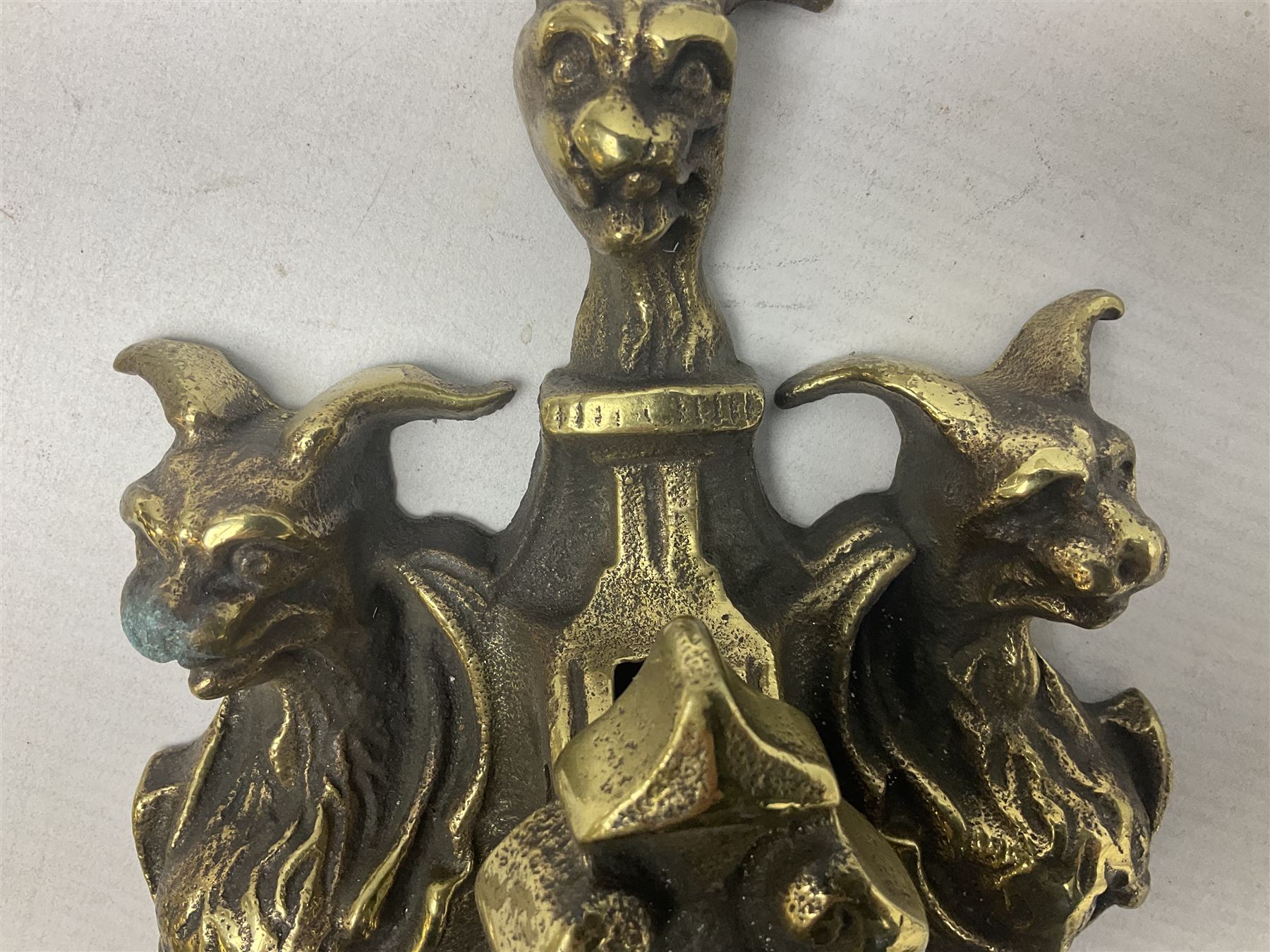 Gothic style cast brass door knocker - Image 4 of 9