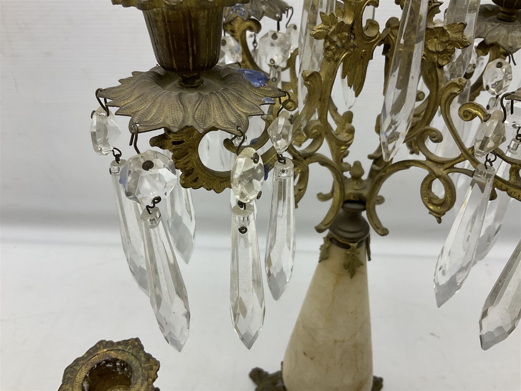 French brass and marble four branch candelabra - Image 5 of 13