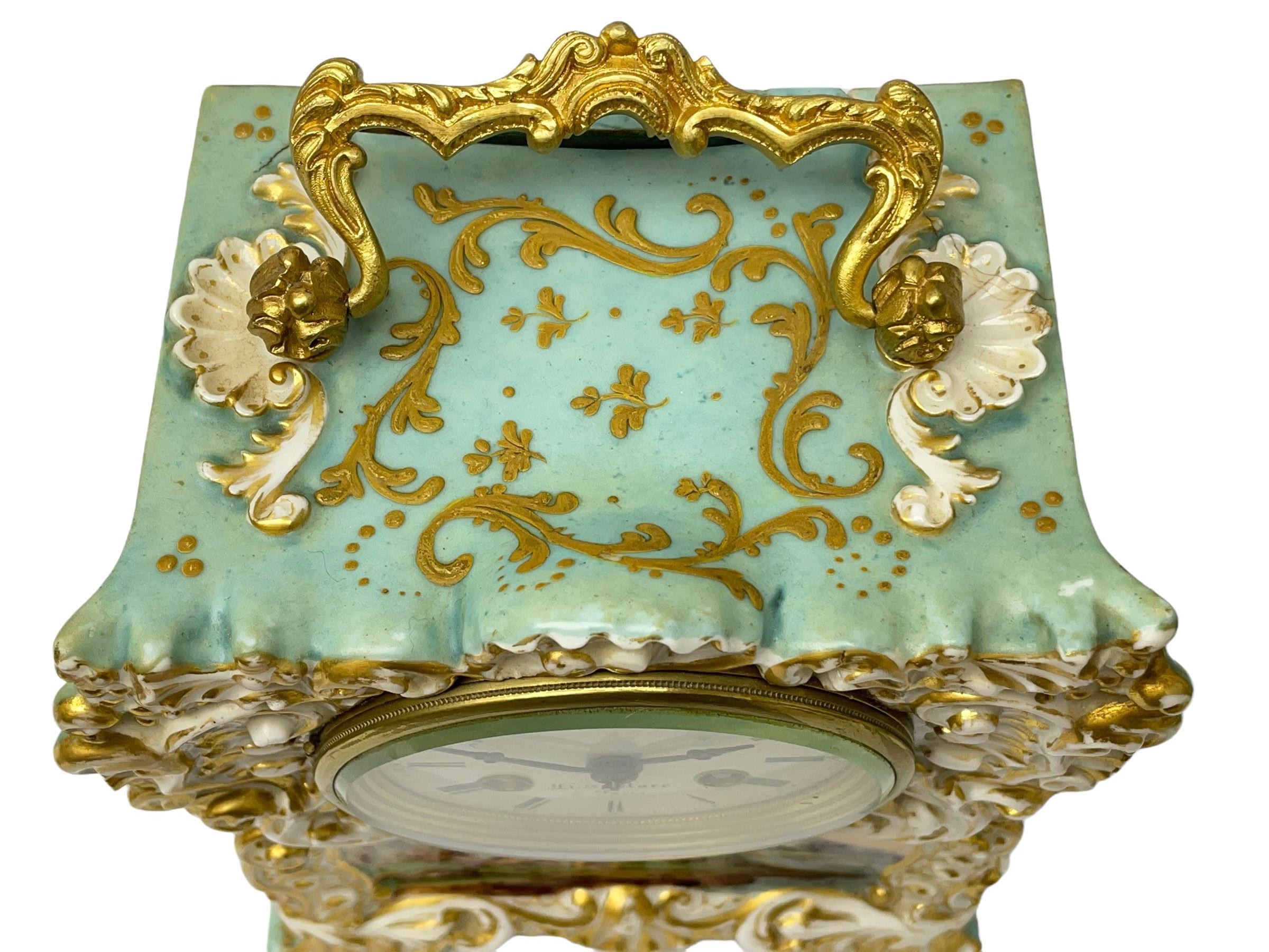 Continental - early 19th century porcelain mantle clock with a French eight-day movement - Image 6 of 8