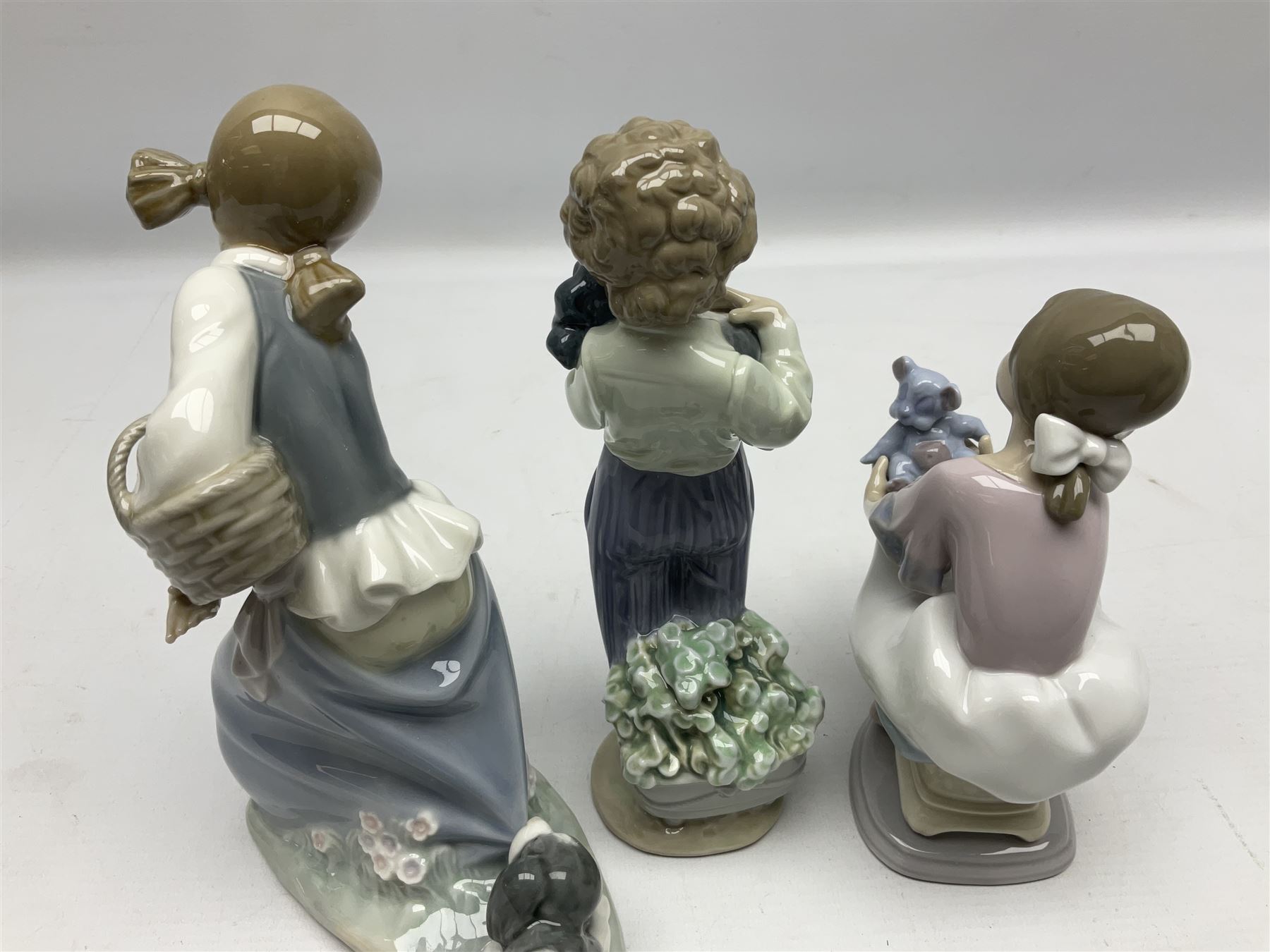 Six Lladro figures - Image 2 of 25