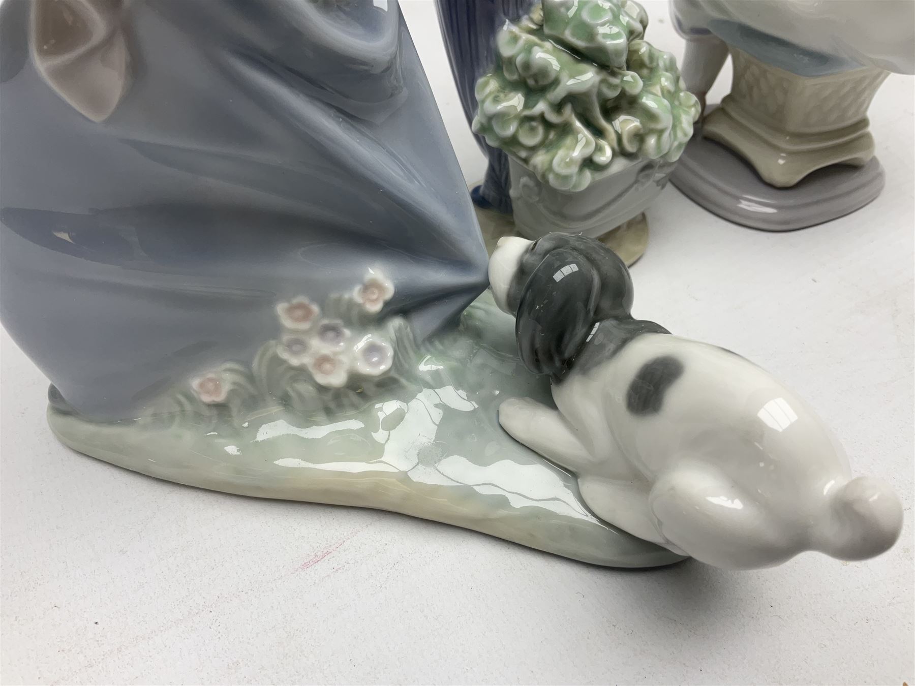 Six Lladro figures - Image 3 of 25