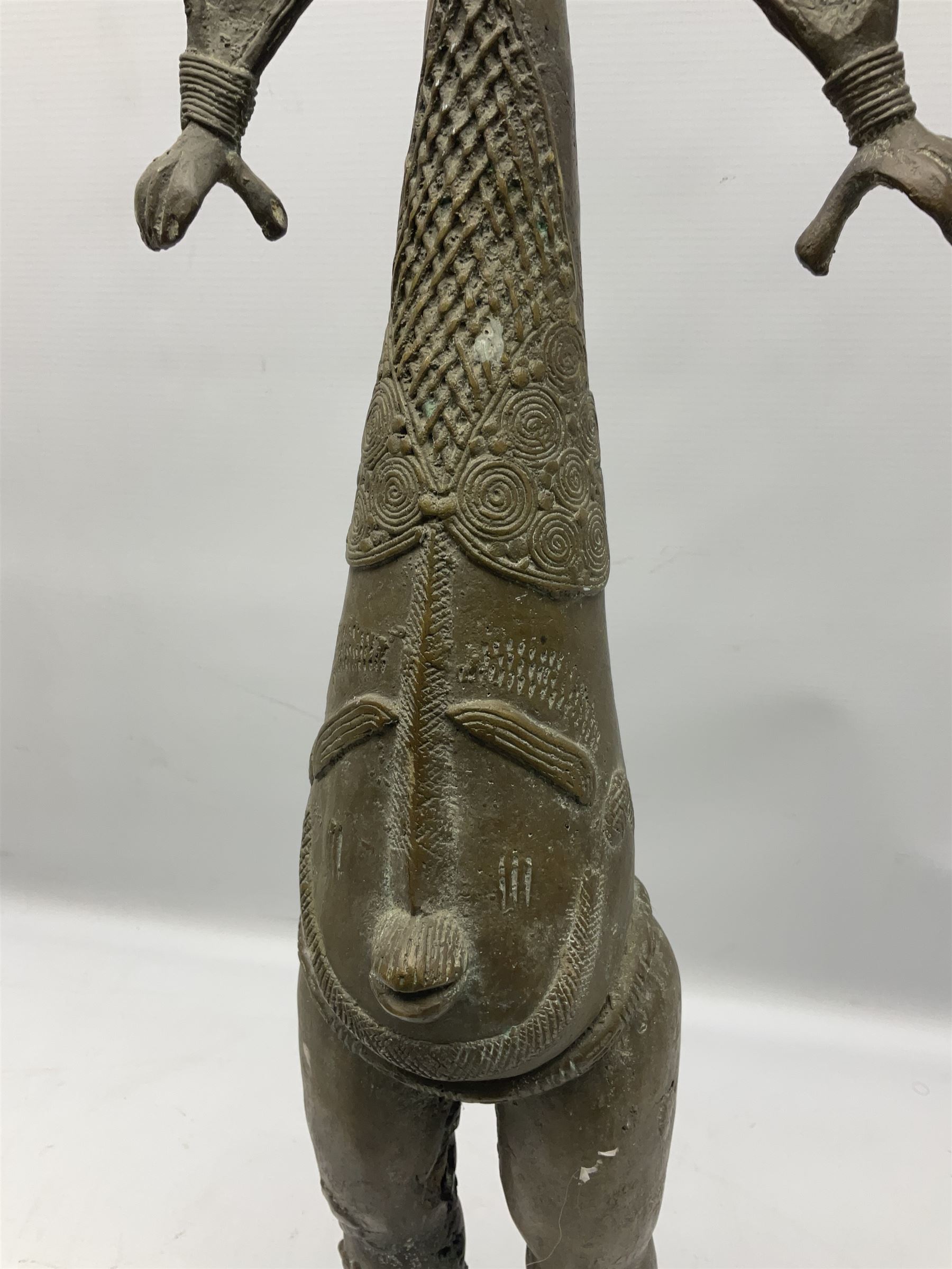 Benin bronze figure - Bild 8 aus 10