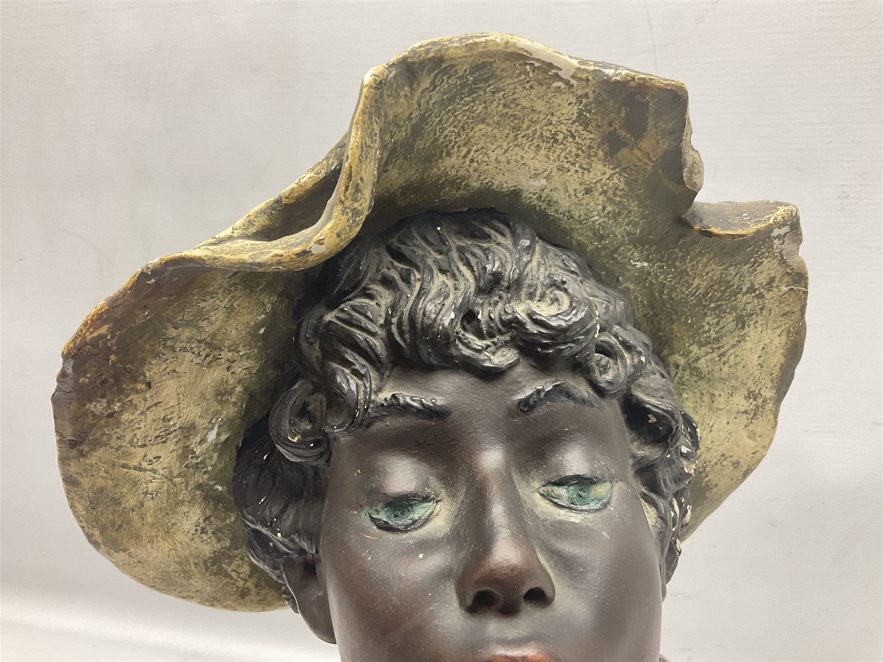 19th century plaster bust of a young boy wearing a hat - Bild 3 aus 14