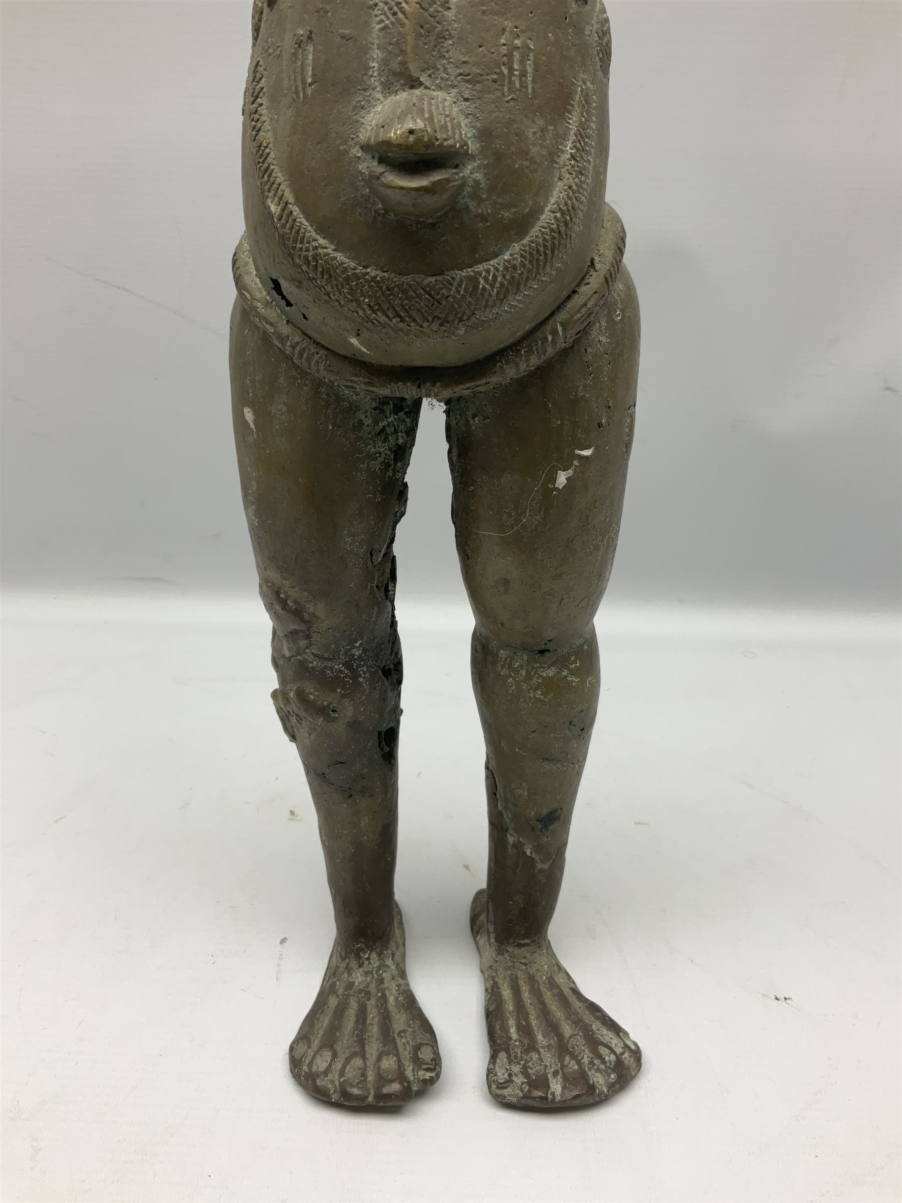 Benin bronze figure - Bild 10 aus 10