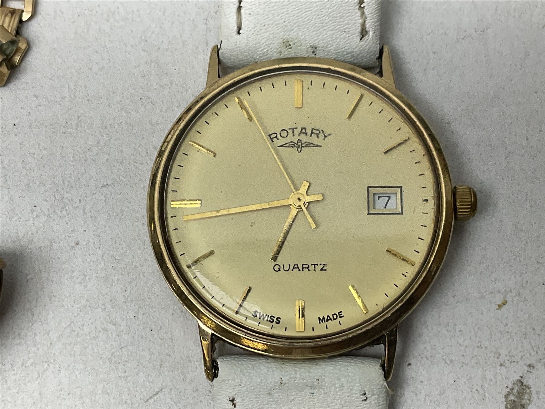 Rotary 9ct gold gentleman's quartz presentation wristwatch - Image 3 of 18