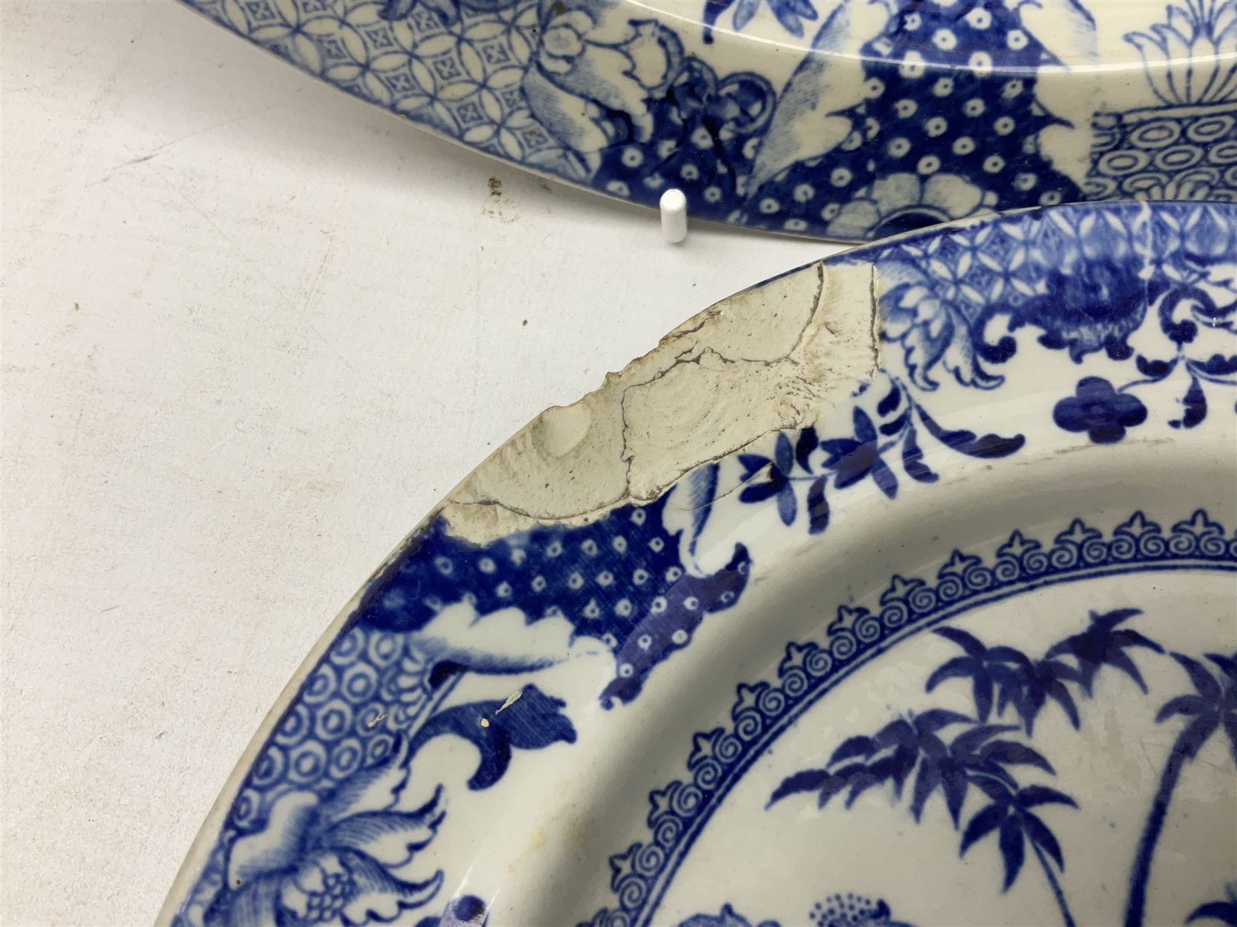 19th century Davenport bamboo and peony pattern dinner wares - Image 3 of 17