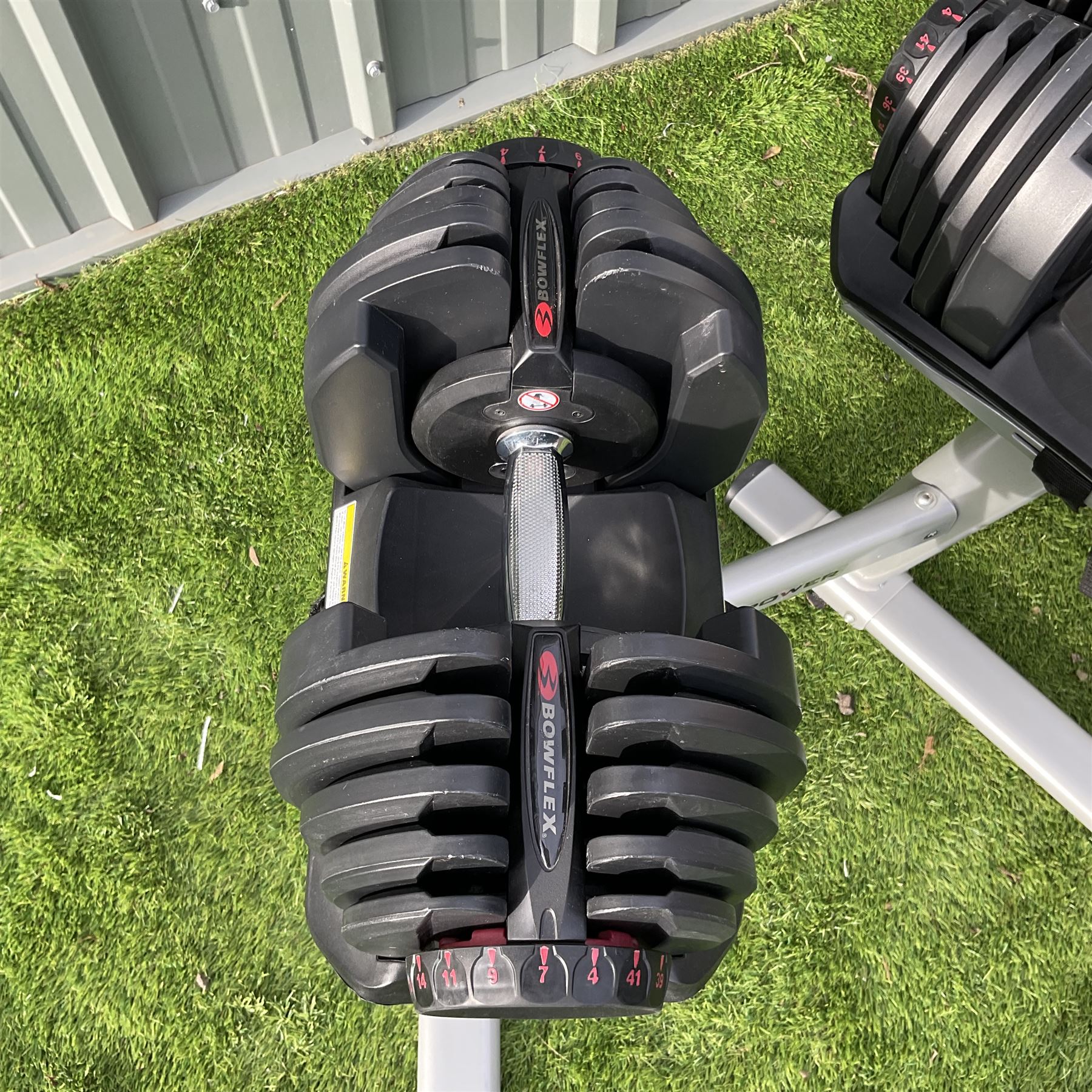 Body Power Bowflex - adjustable dumbbells on stand 4kg - 41kg - Image 3 of 5