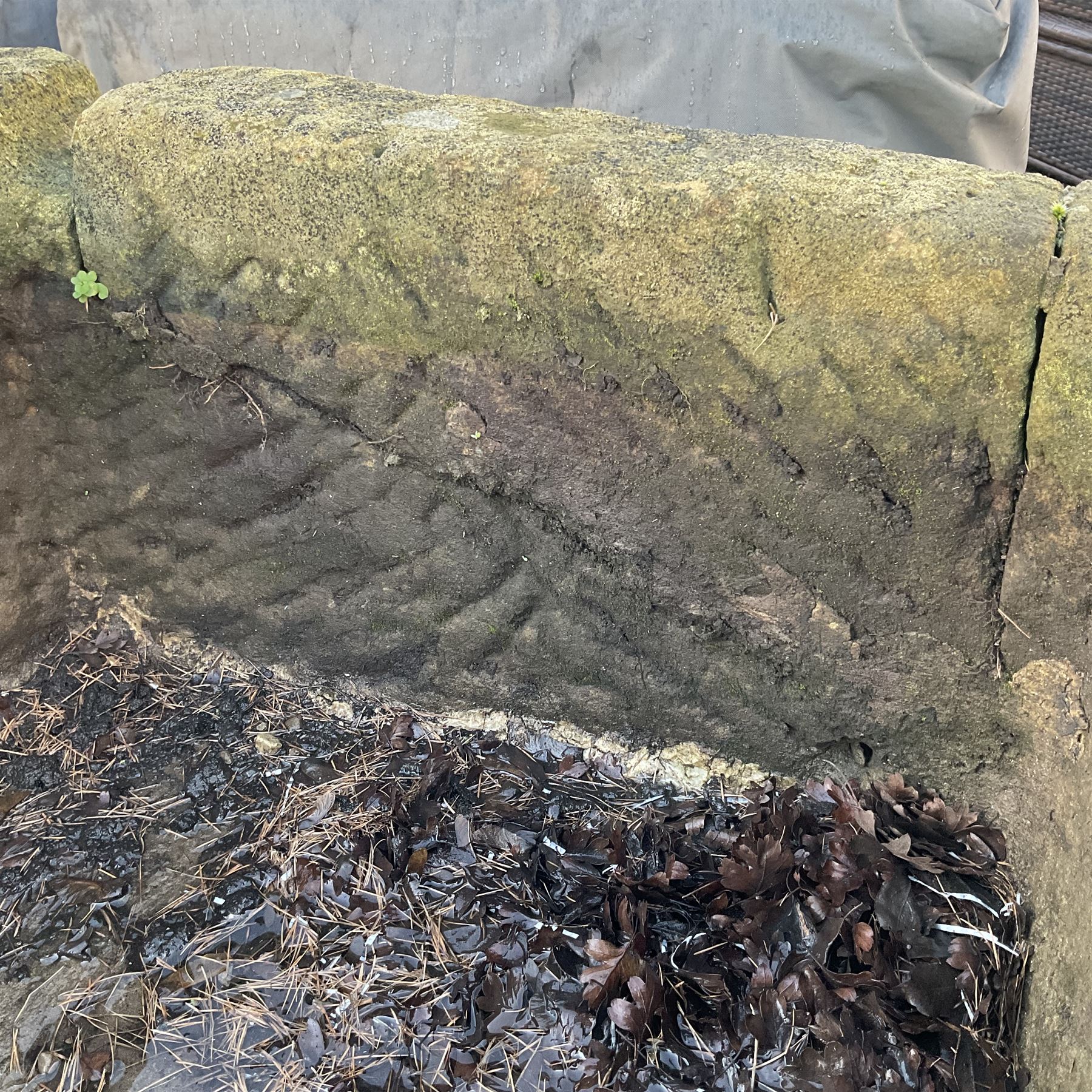 19th century large rectangular carved stone trough - Image 3 of 6