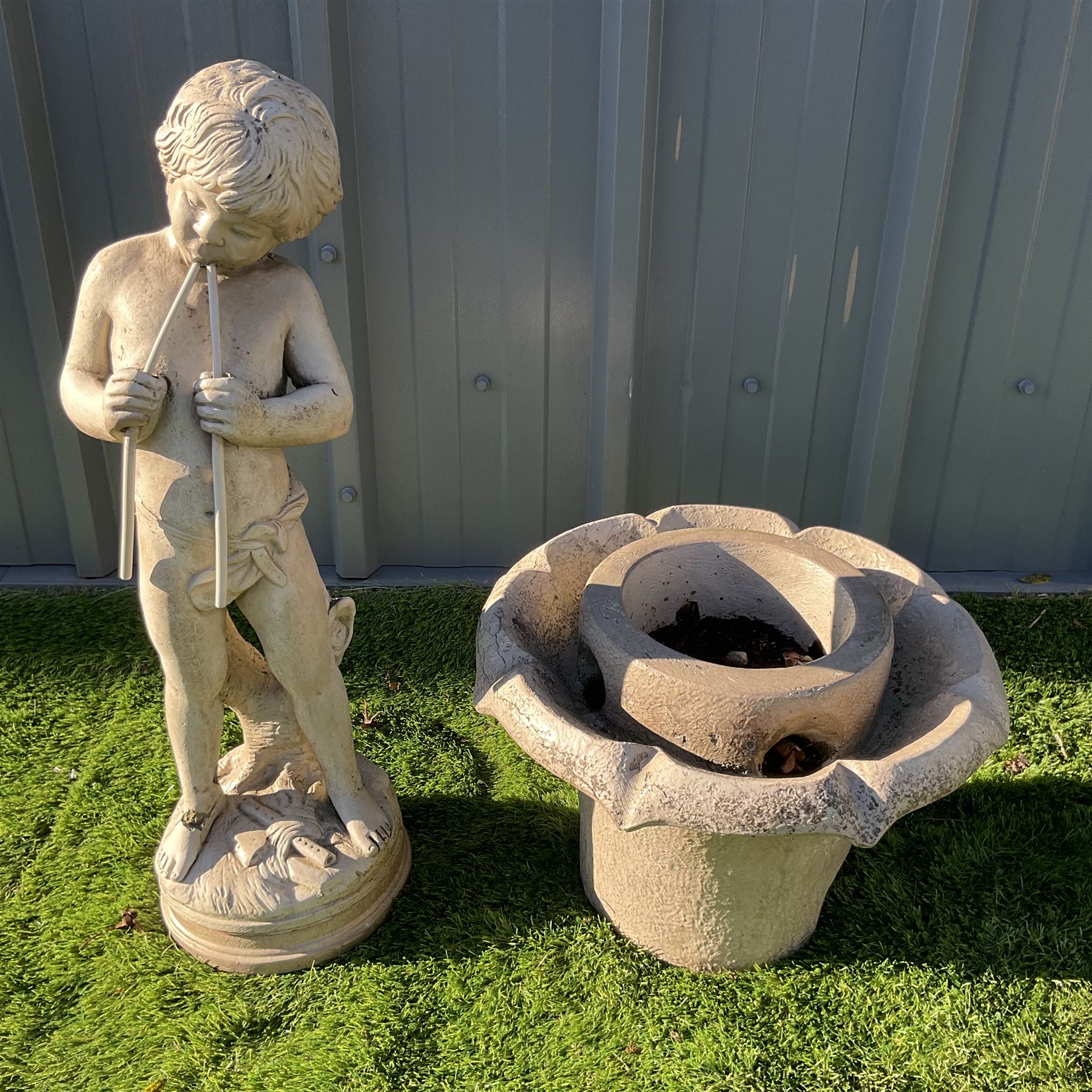 Cast stone garden bird bath - young boy - THIS LOT IS TO BE COLLECTED BY APPOINTMENT FROM DUGGLEBY S - Image 2 of 4