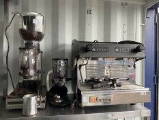Fiamma coffee machine with Cunil coffee grinder and press