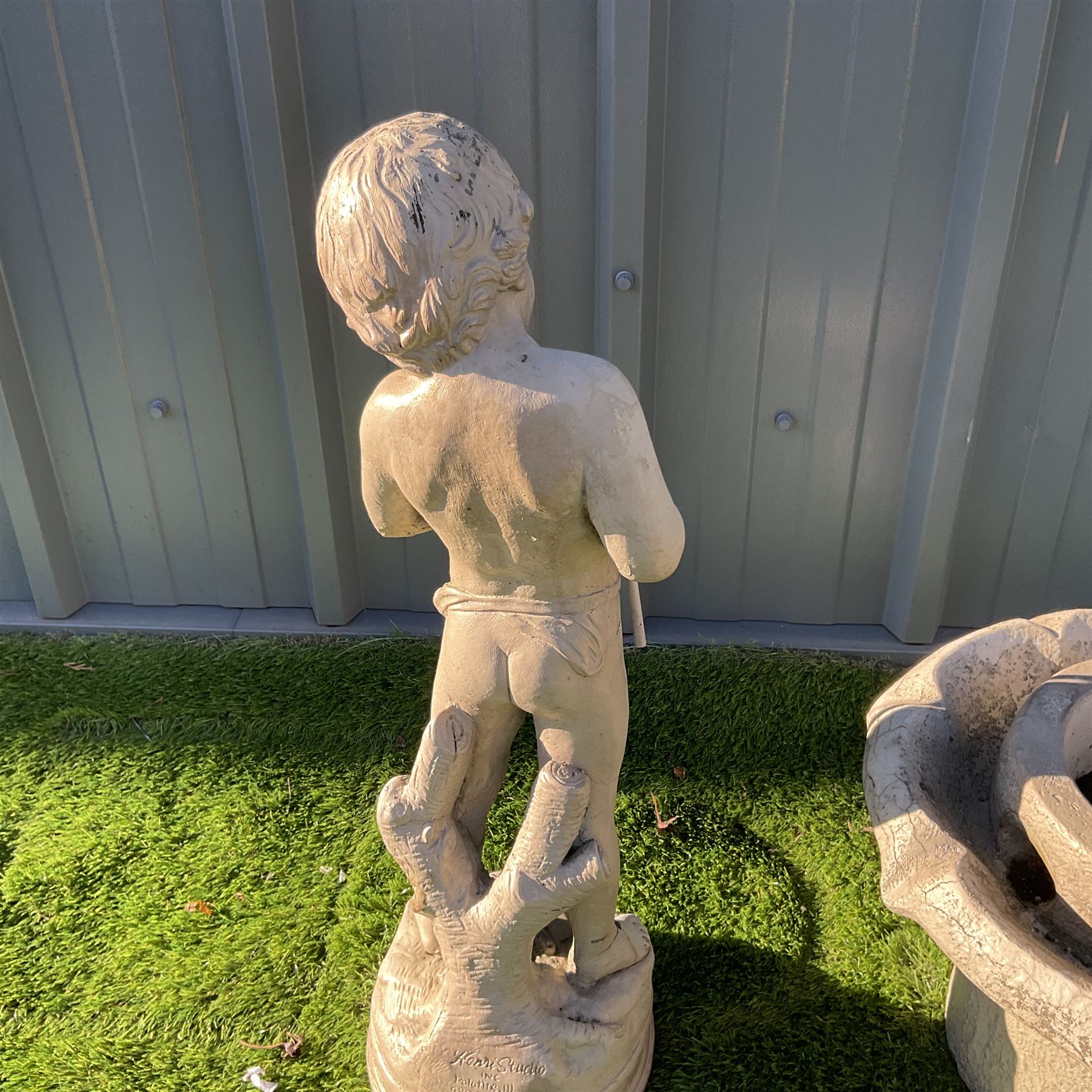 Cast stone garden bird bath - young boy - THIS LOT IS TO BE COLLECTED BY APPOINTMENT FROM DUGGLEBY S - Image 4 of 4