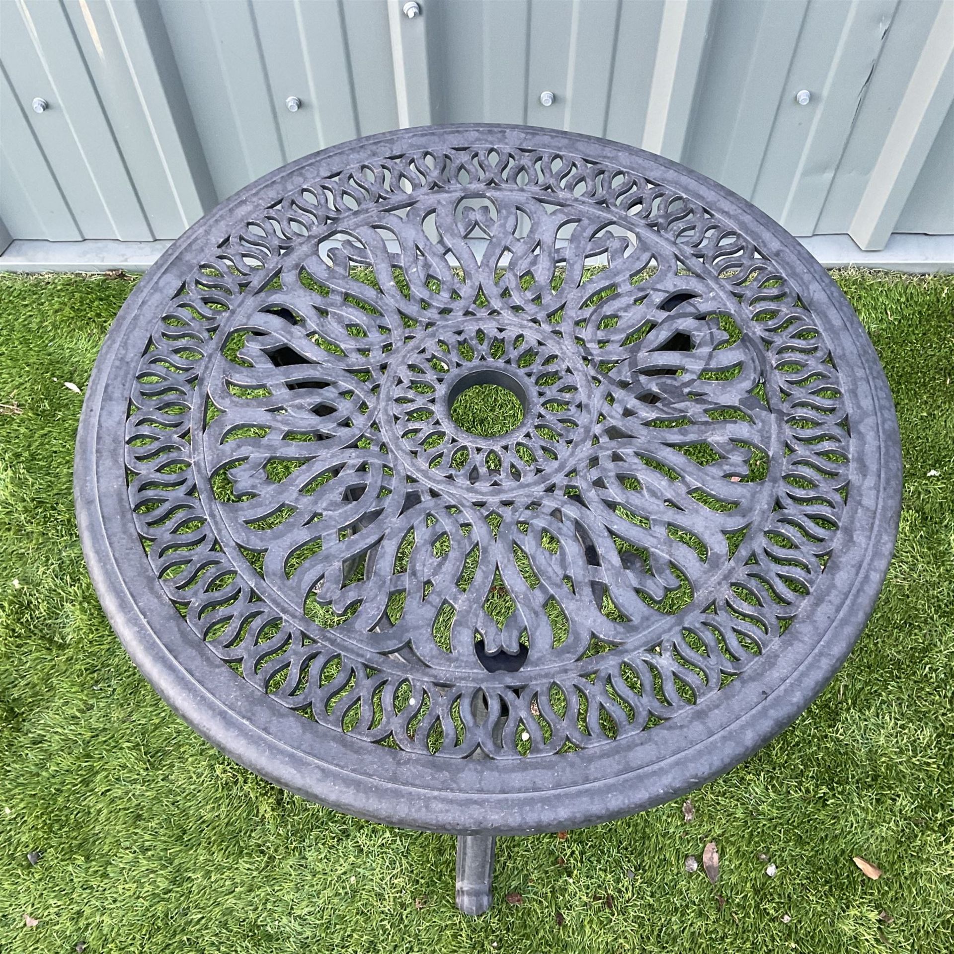 Cast aluminium circular garden table painted in black - Image 3 of 4