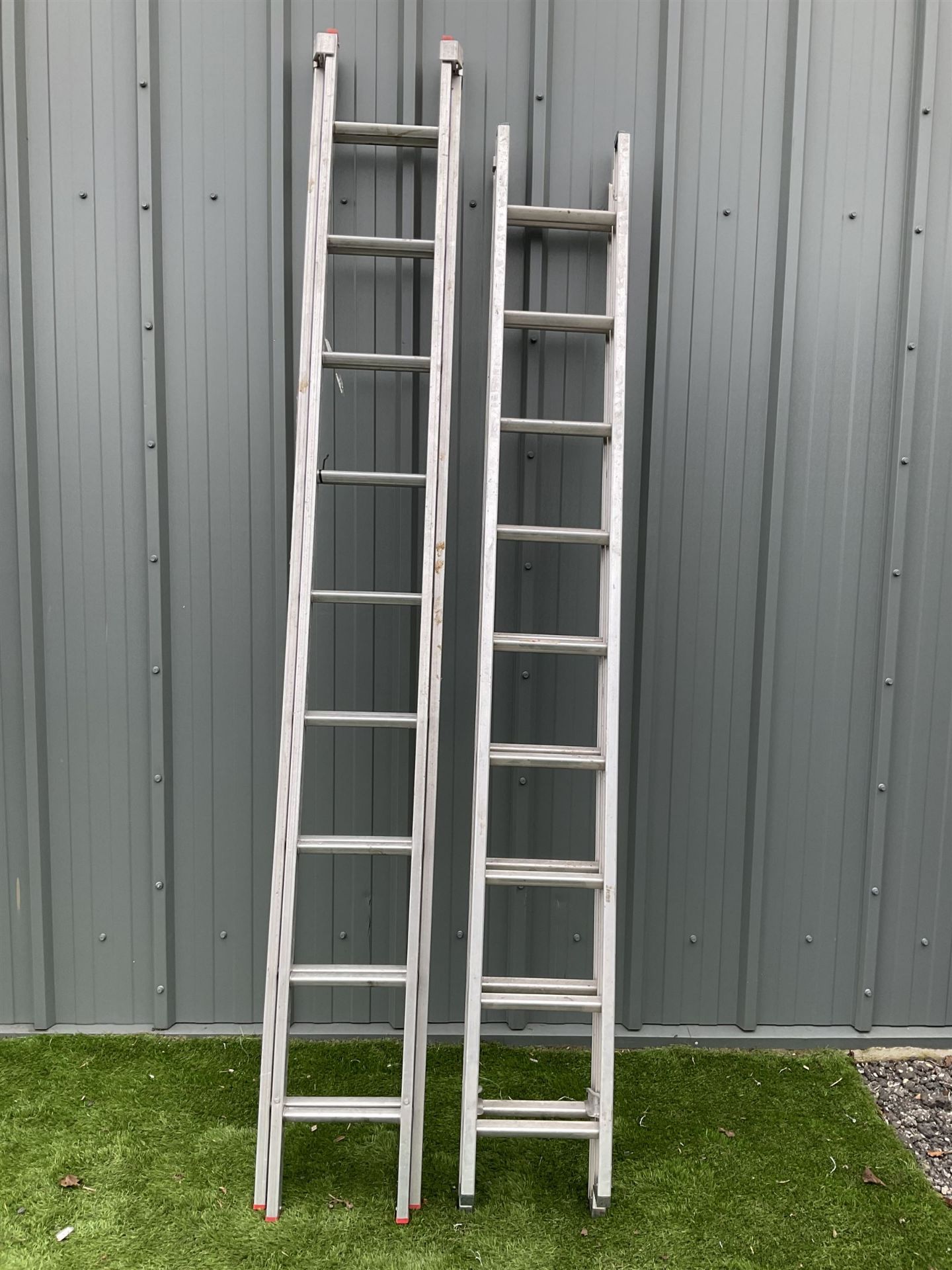 Pair of aluminium extending ladders - Image 2 of 3