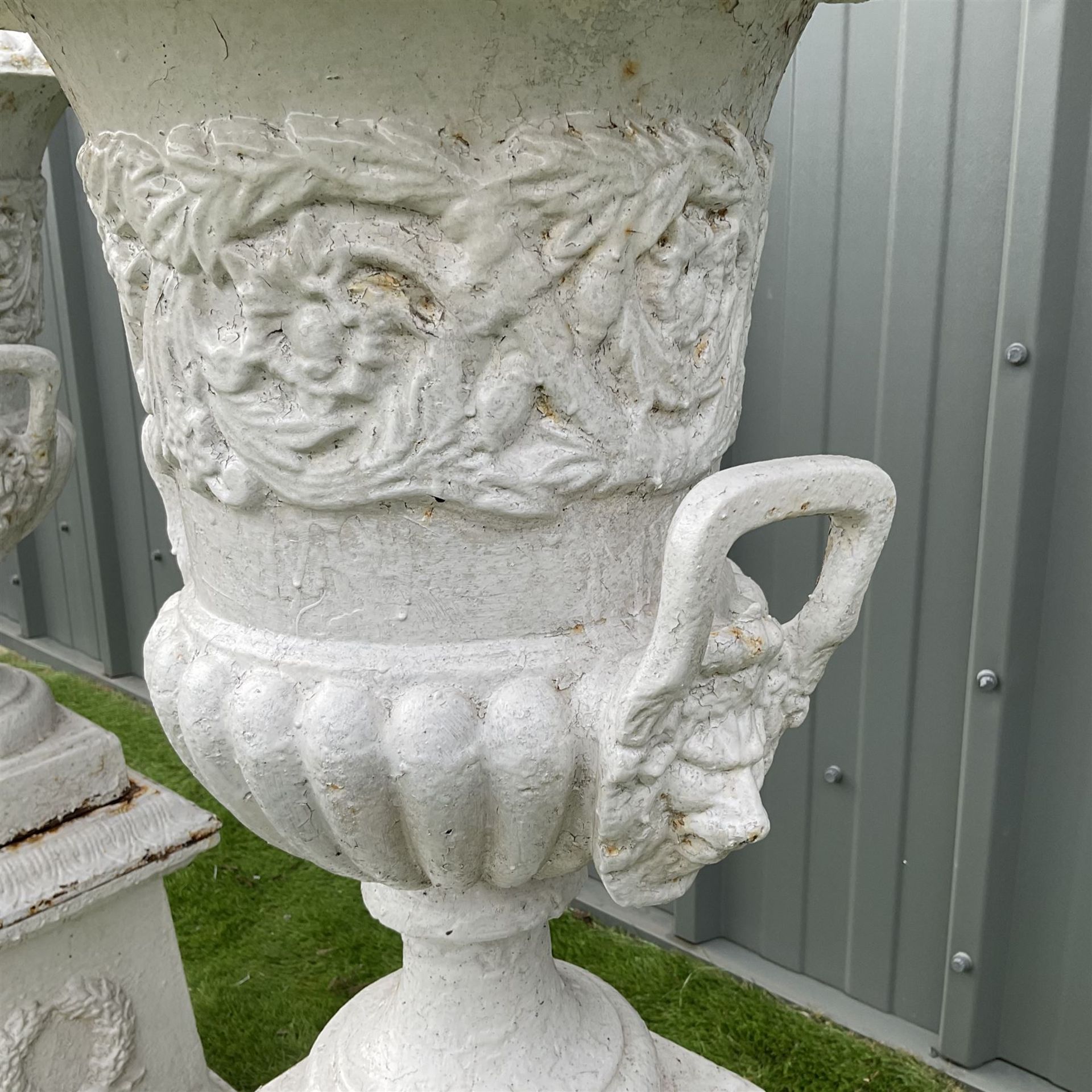 Pair of Victorian cast iron white painted urns on plinths - THIS LOT IS TO BE COLLECTED BY APPOINTME - Image 2 of 5