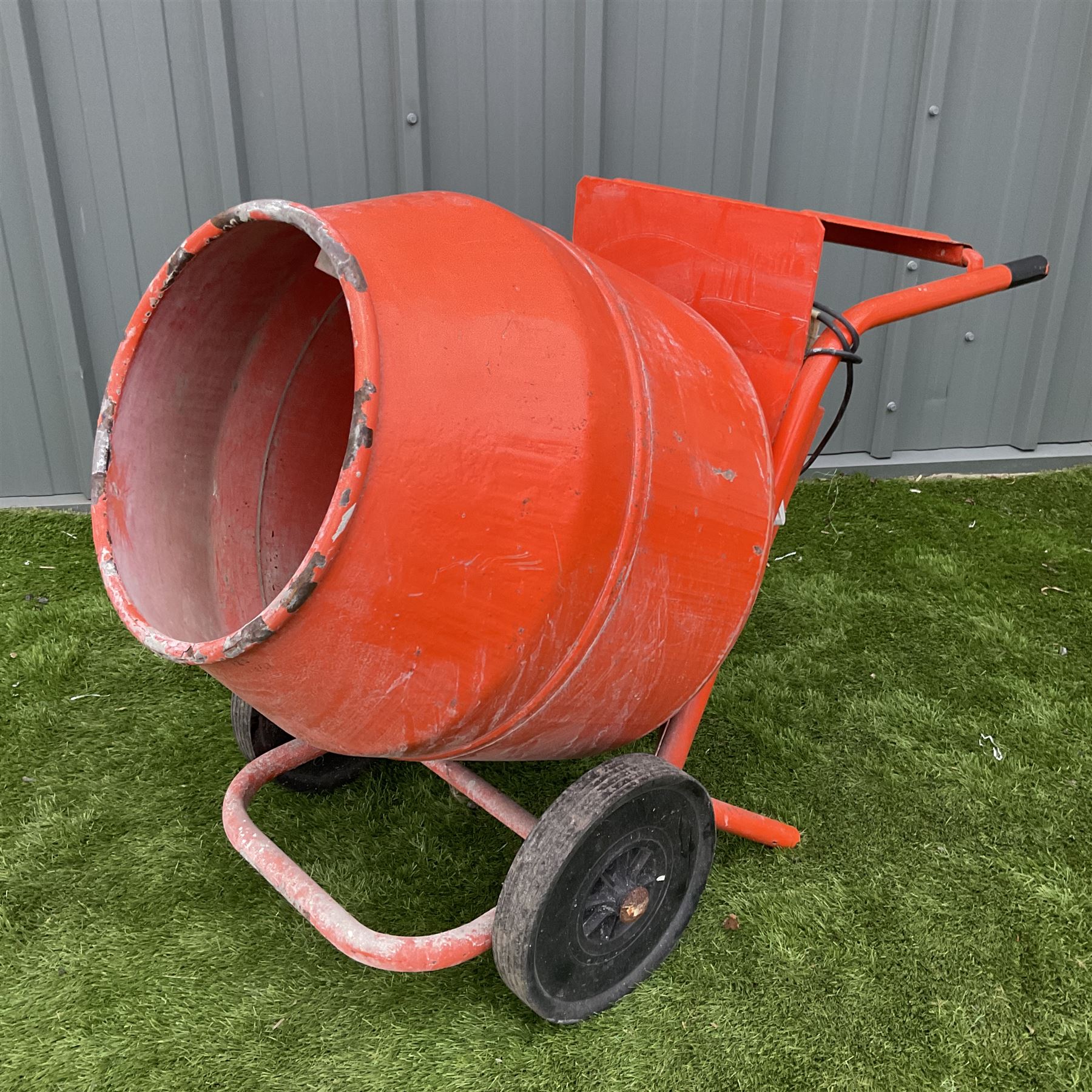 Belle Mini 140 cement mixer