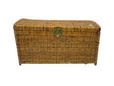 wicker blanket box