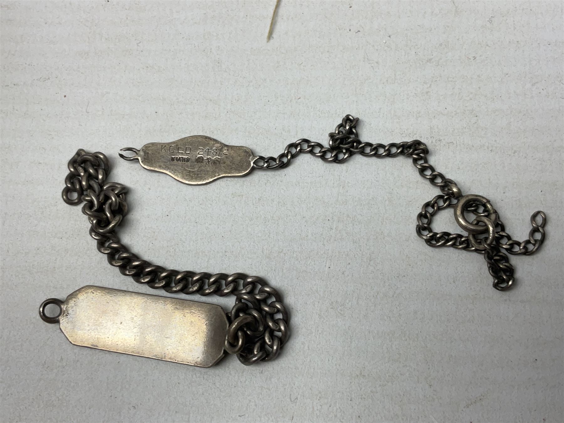 Silver identity bracelet - Image 3 of 8