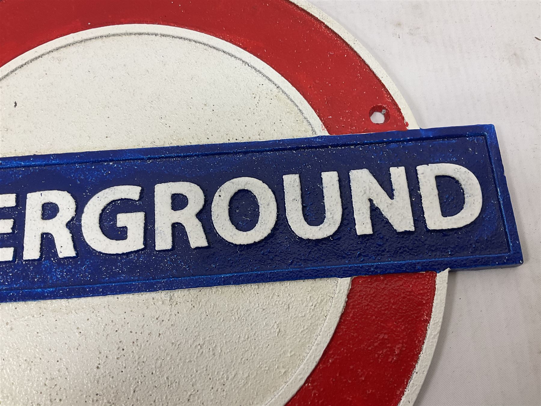 London Underground painted cast metal wall plaque - Image 4 of 4