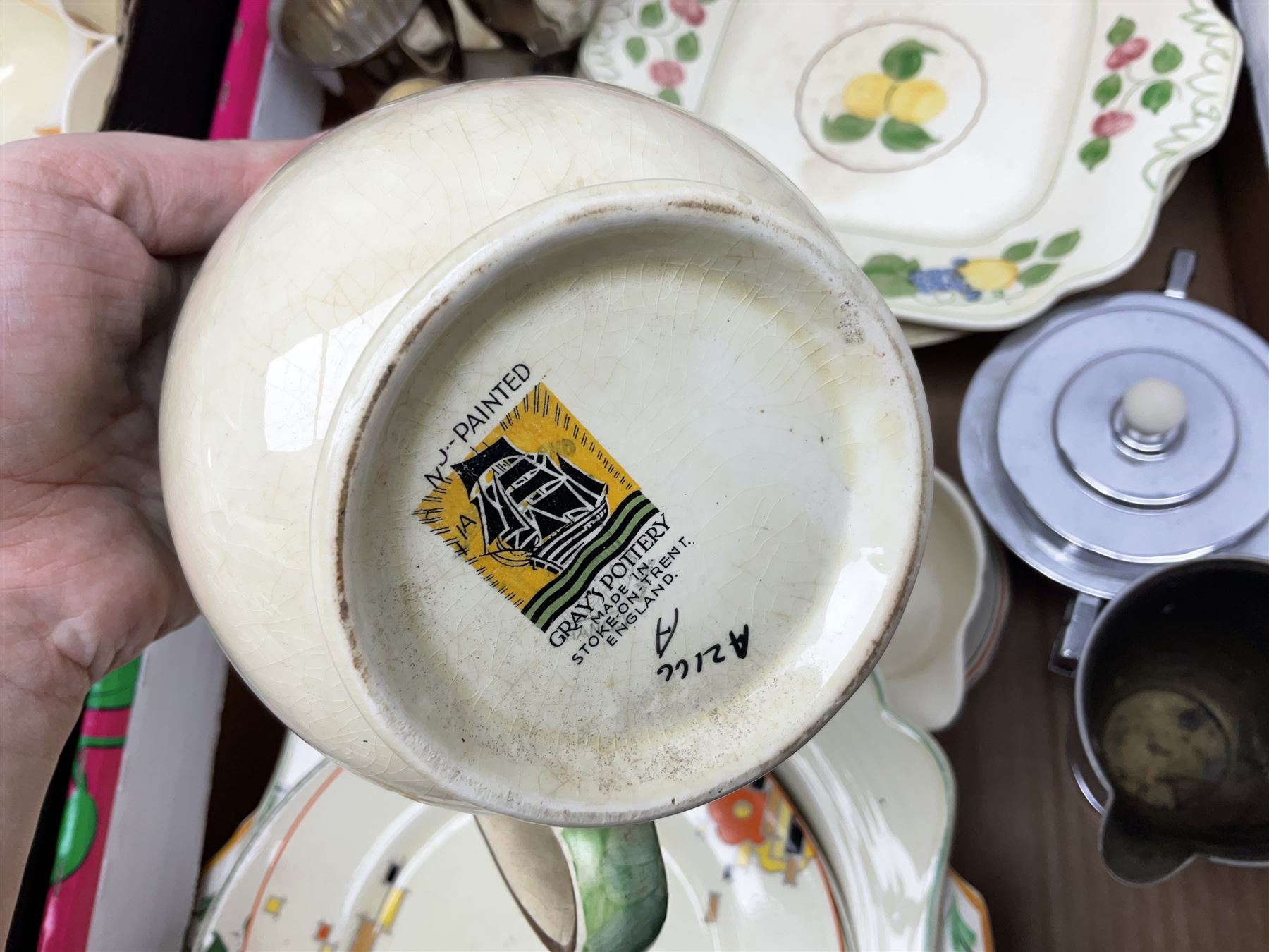 Crown Ducal tea and dinner wares reg 784158 - Image 8 of 11