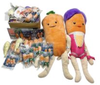 Large ALDI Kevin The Carrot and Katie The Carrot soft novelty toys together with quantity of smaller