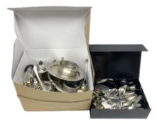 Assorted silverplate and other metalware including vesta