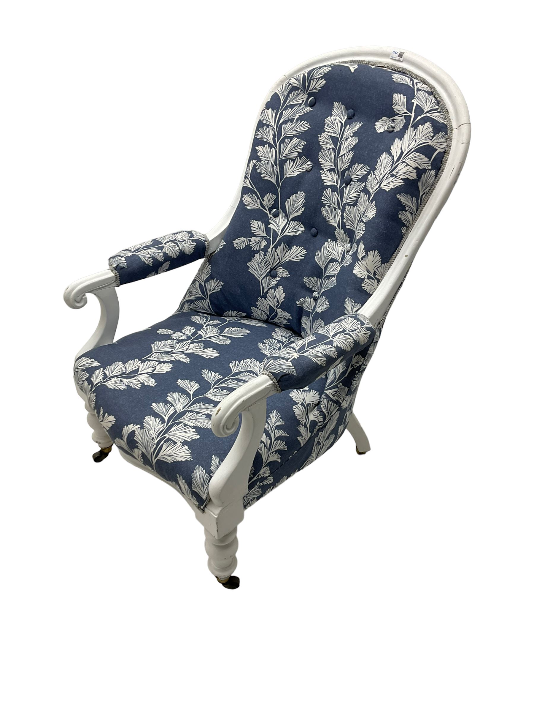 Late 19th century white painted armchair - Image 5 of 6