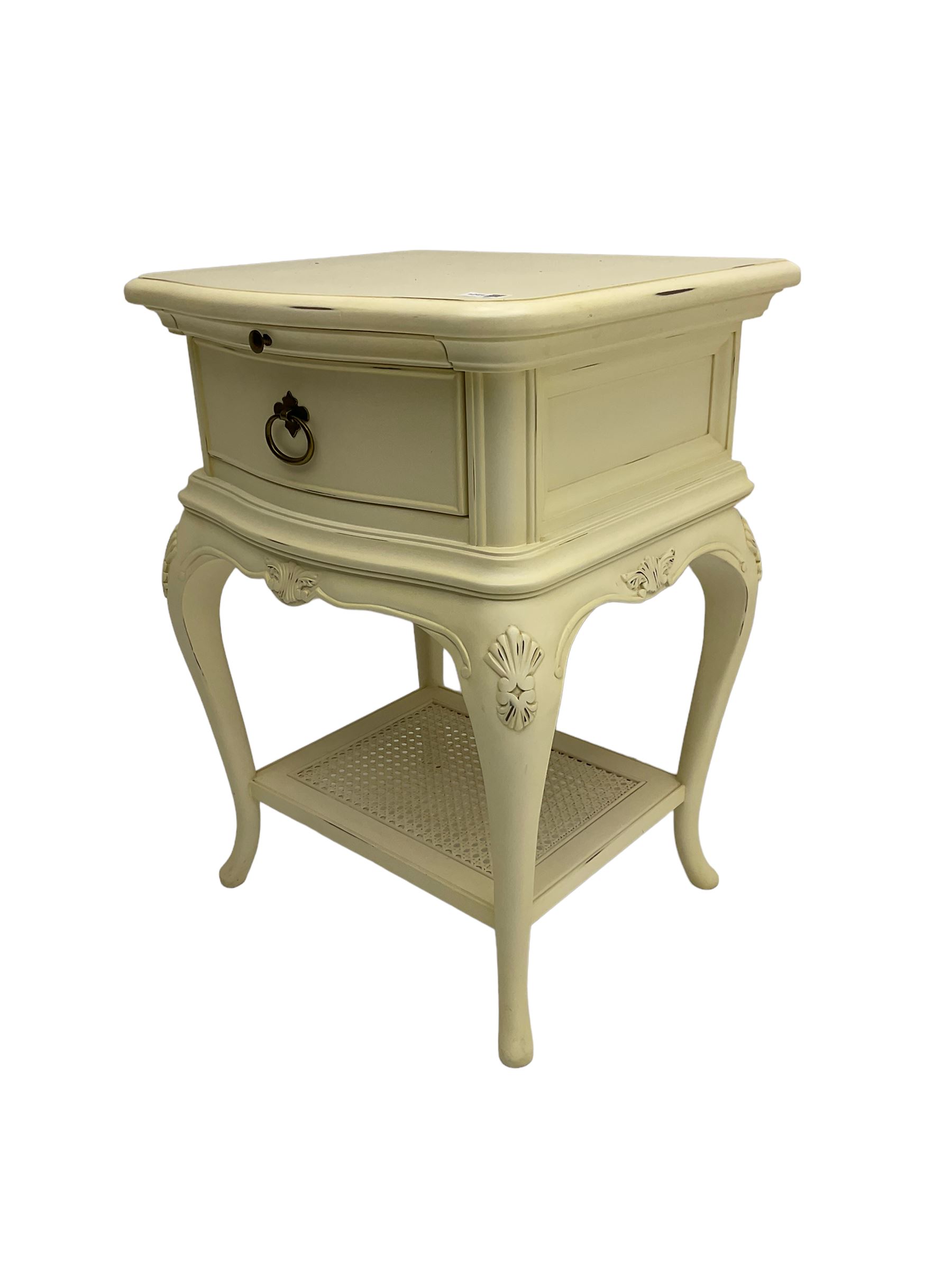 Willis and Gambier - bedside cabinet - Image 4 of 7