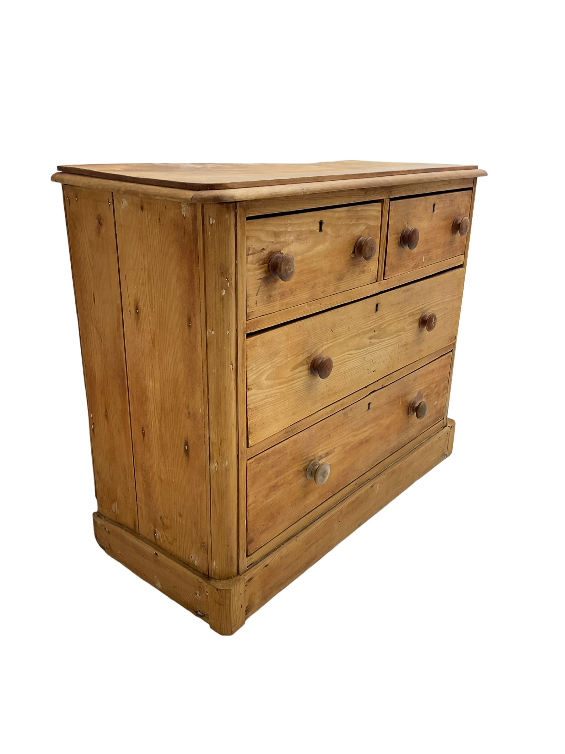 Late 19th century pine chest - Image 3 of 6