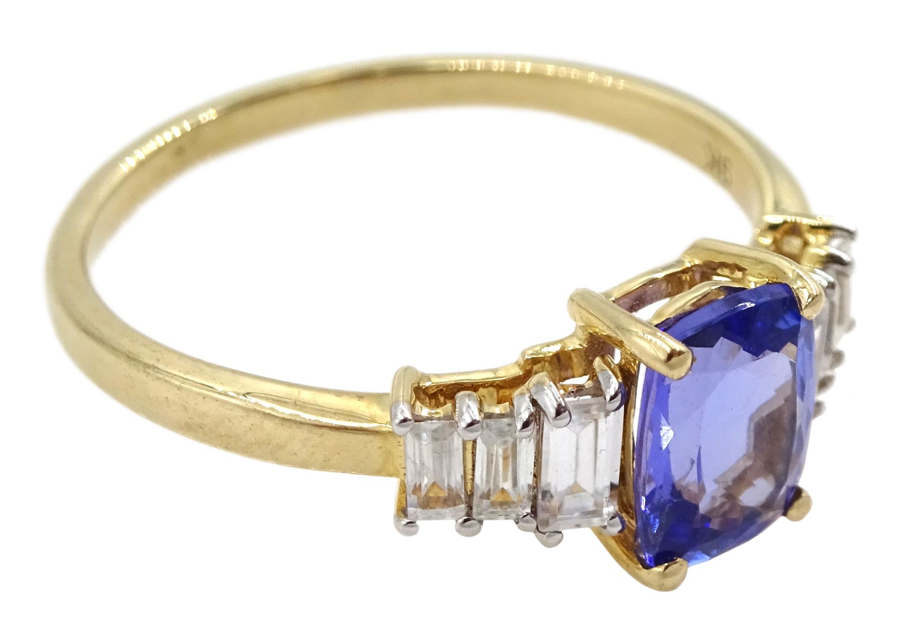 9ct gold cushion cut tanzanite and baguette cut white zircon ring - Image 3 of 4